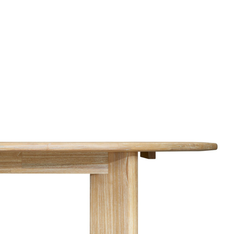 REGATTA OVAL DINING TABLE