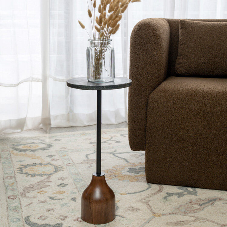 LR HOME EDGAR END TABLE
