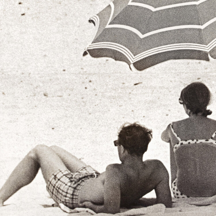COOGEE BEACH C. 1965 FRAMED PRINT