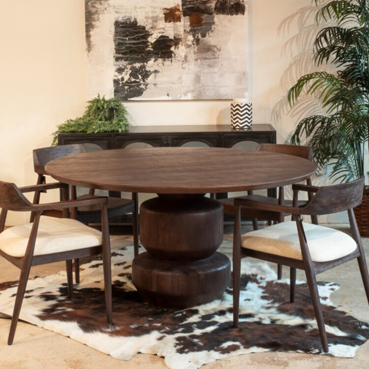 HOME TRENDS DESIGN CADO ROUND DINING TABLE