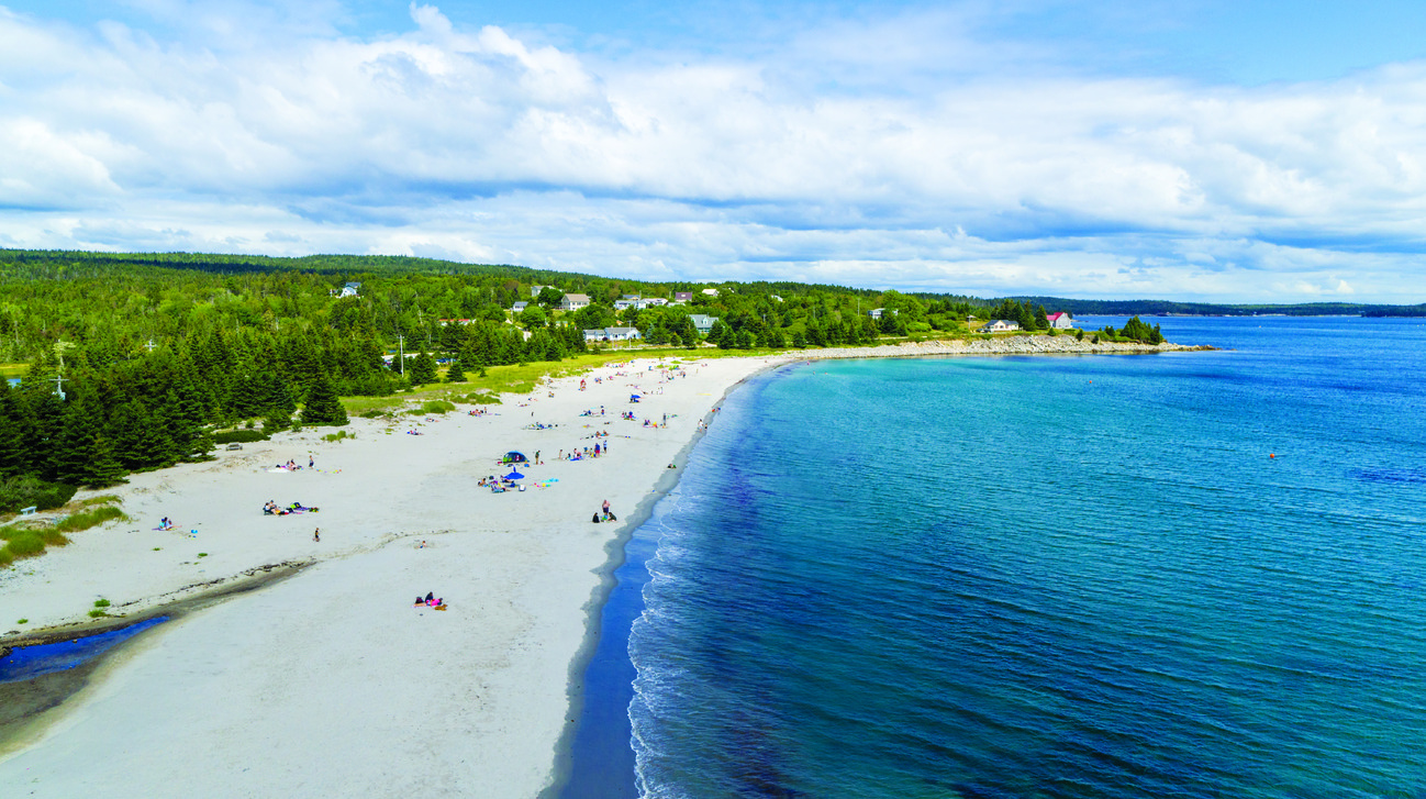 Discover Halifax's Breathtaking Beauty: Top 3 Biking Routes near Halifax