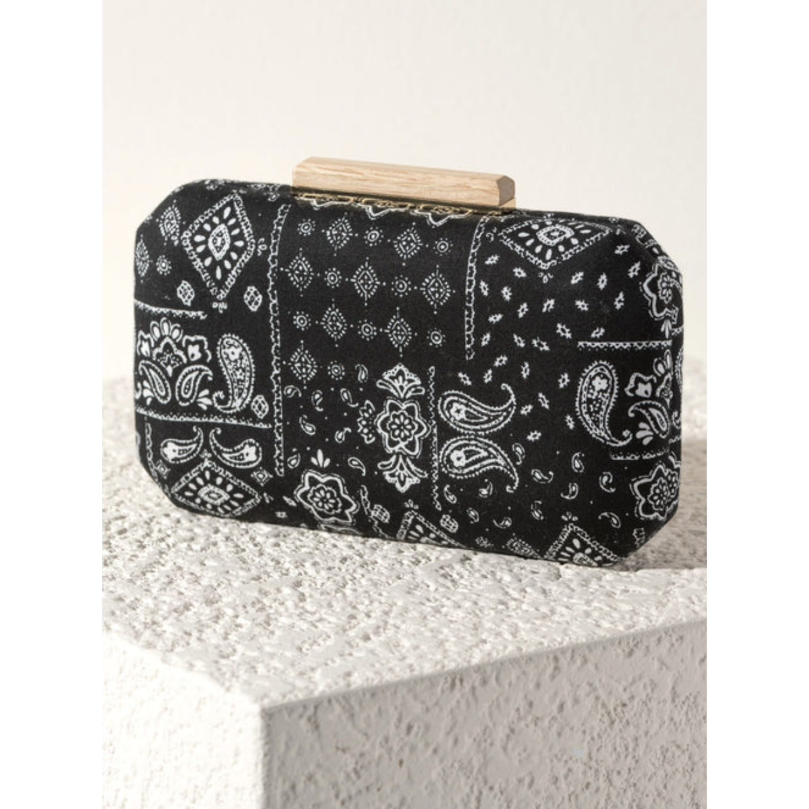 PIPPA MINAUDIERE, Black