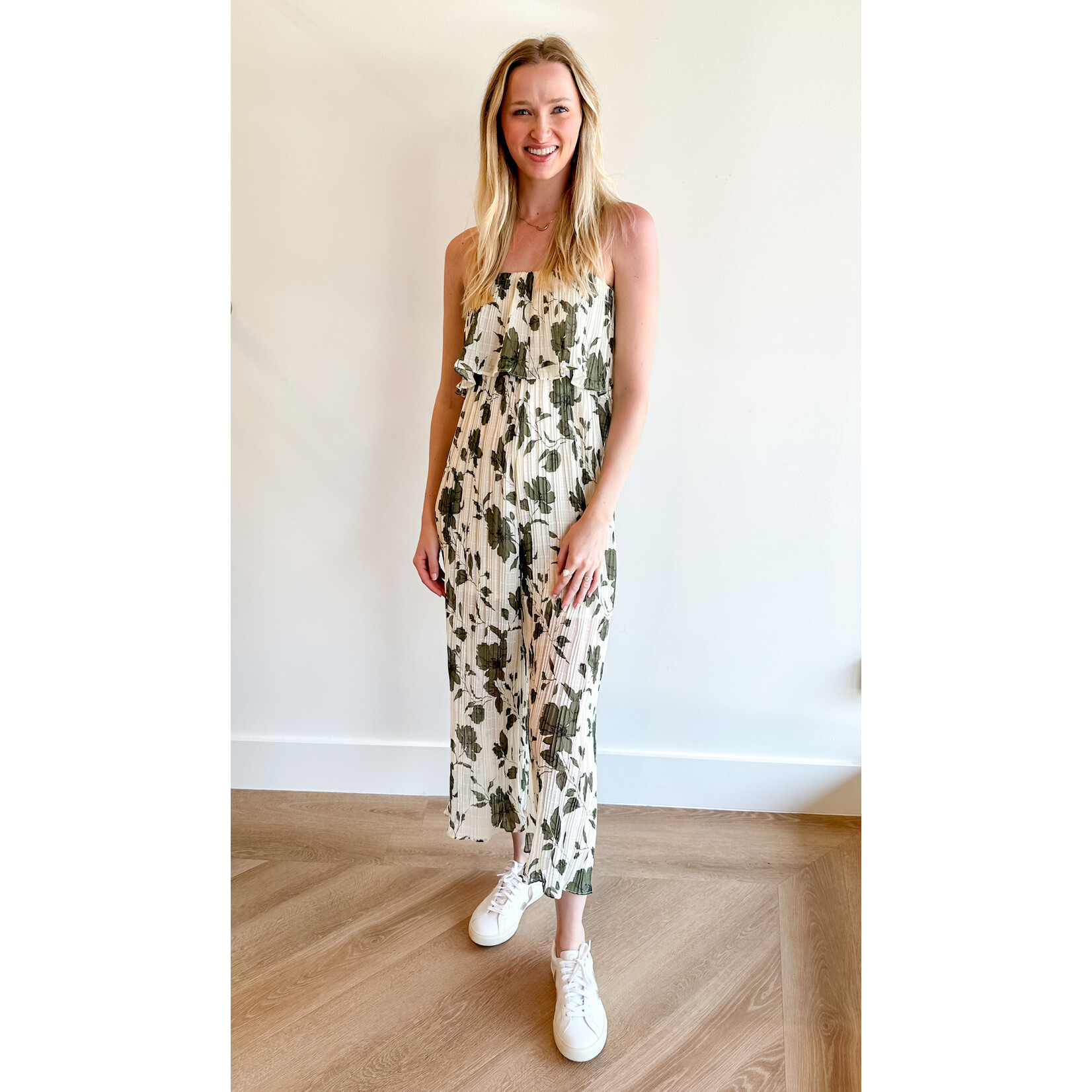 Sleeveless floral jumpsuit