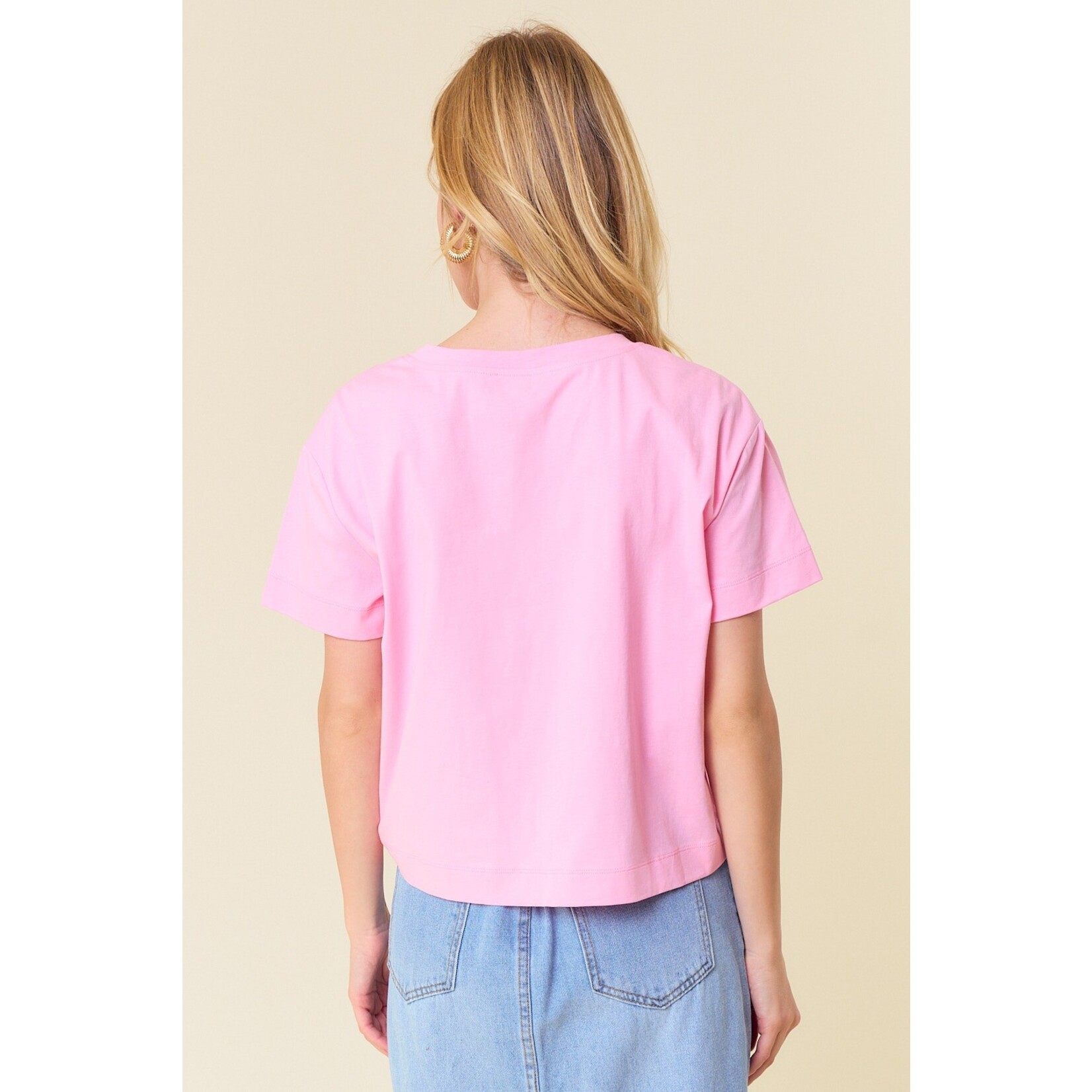 Round neck short sleeve heart tee