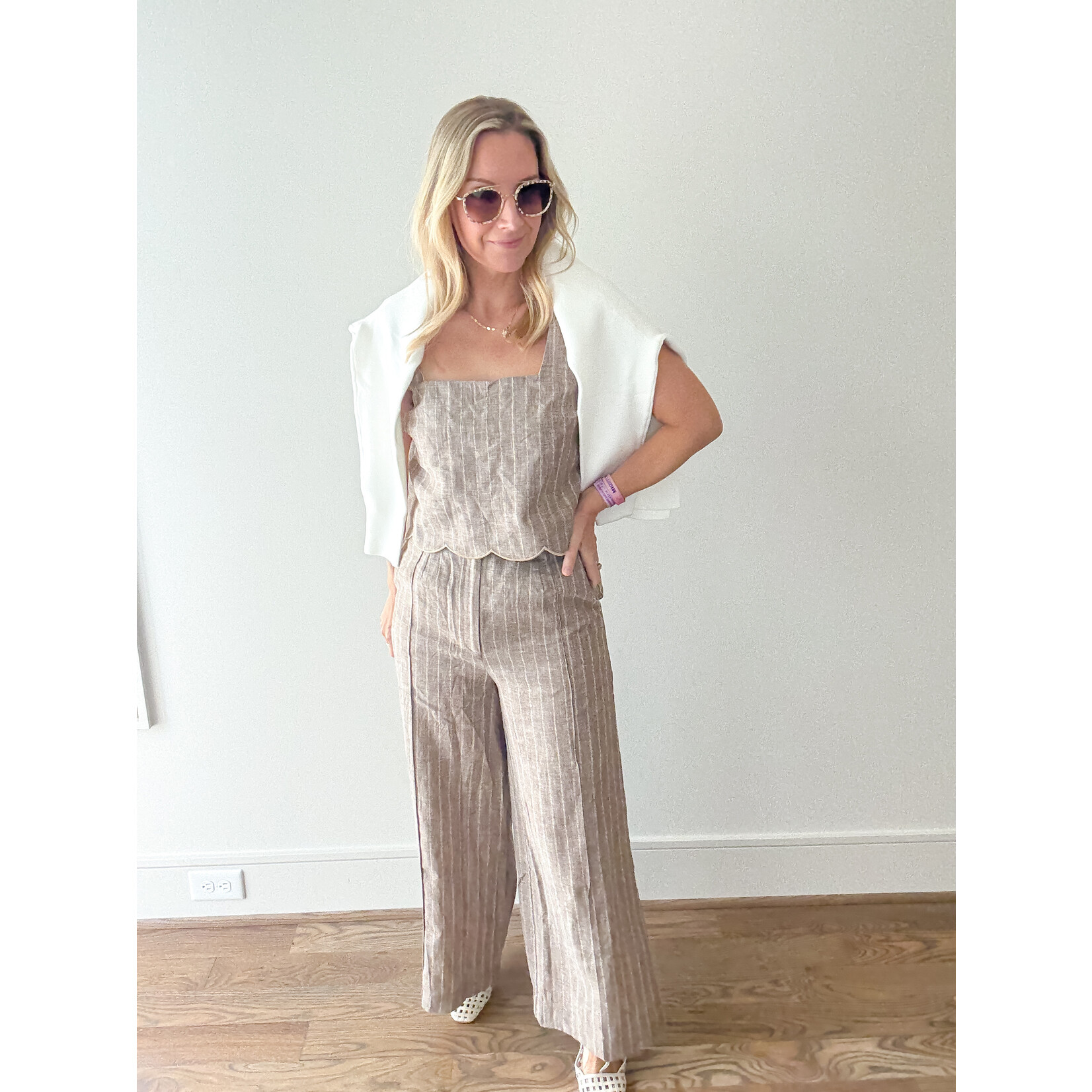 Aya Scallop Linen Top