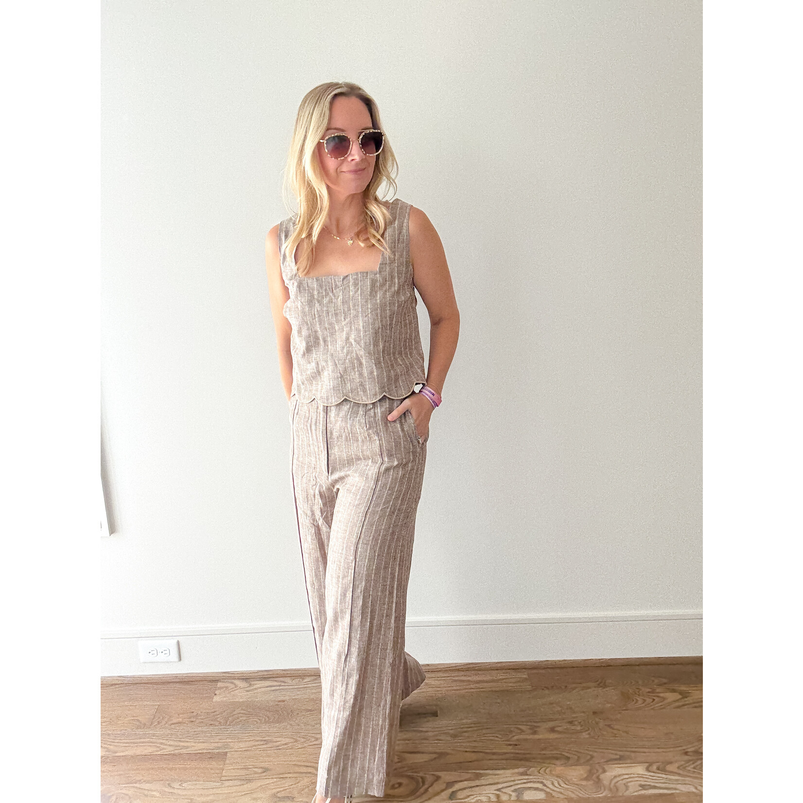 Aya Scallop Linen Top