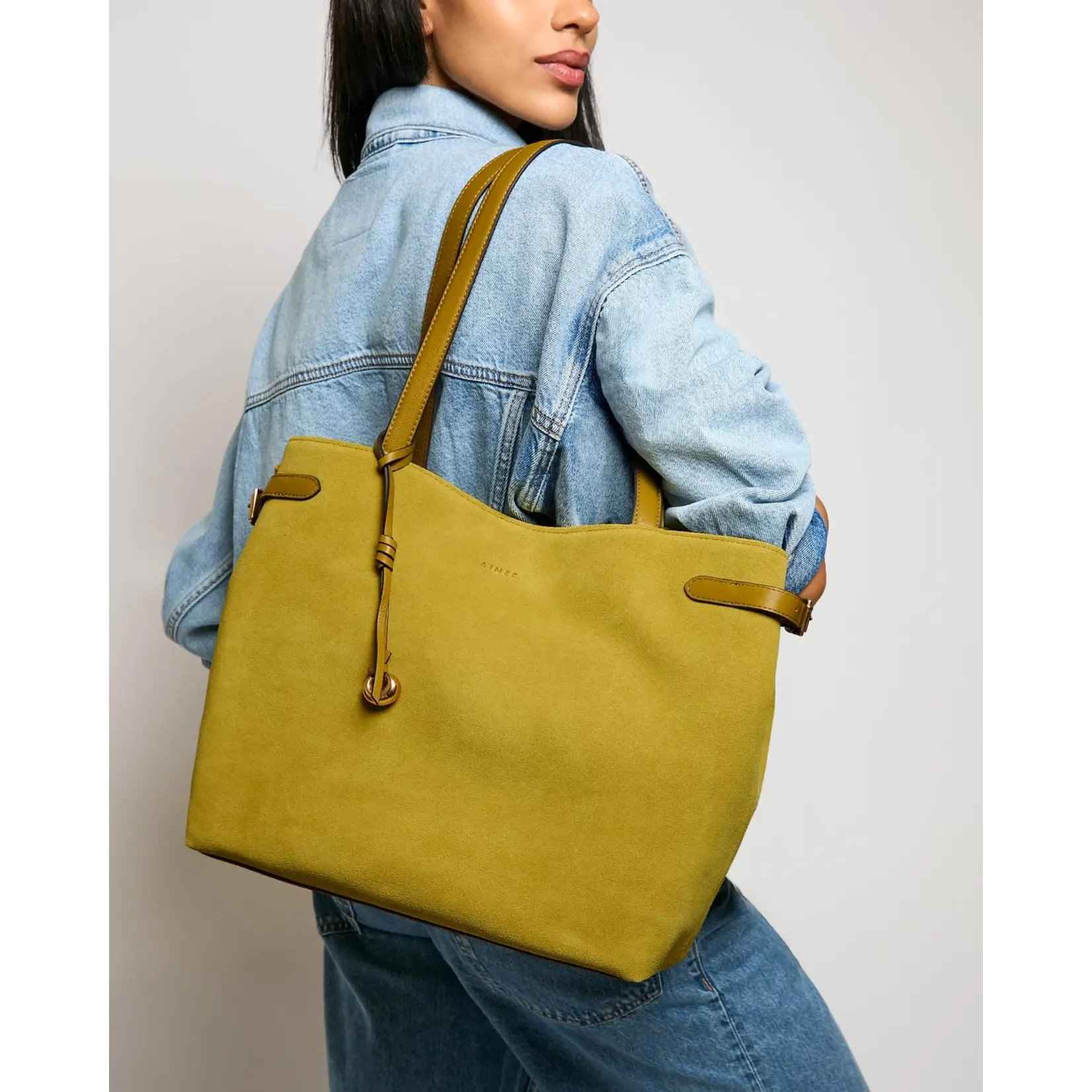 Gramercy Tote Suede Cumin