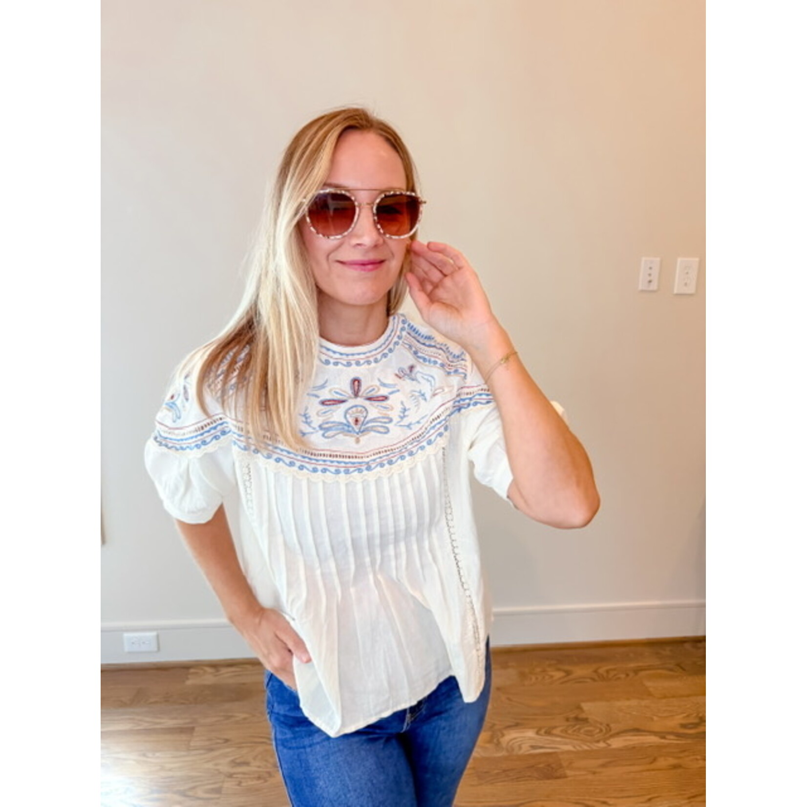 Amber Embroidered Top Ecru