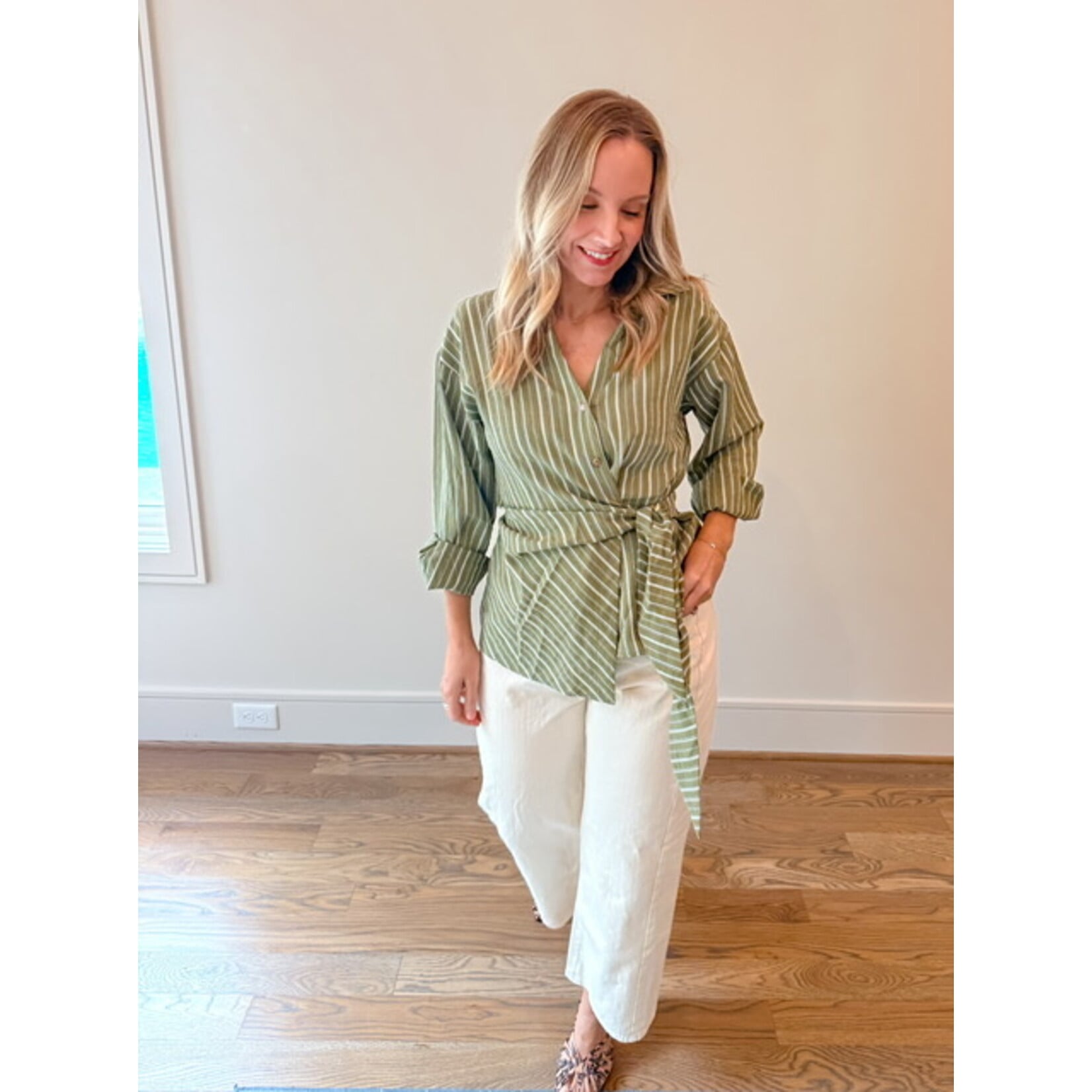 Ruth Cinch Button Down