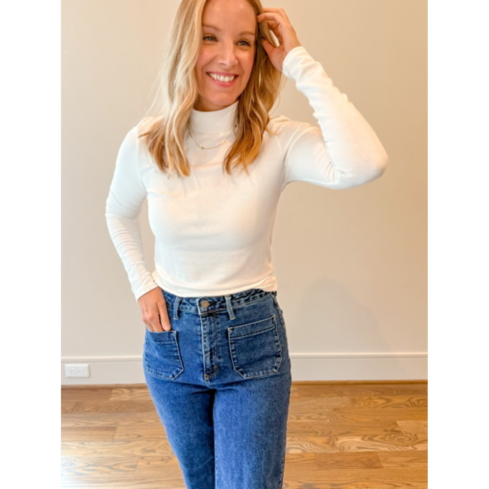 Basic B Mock neck