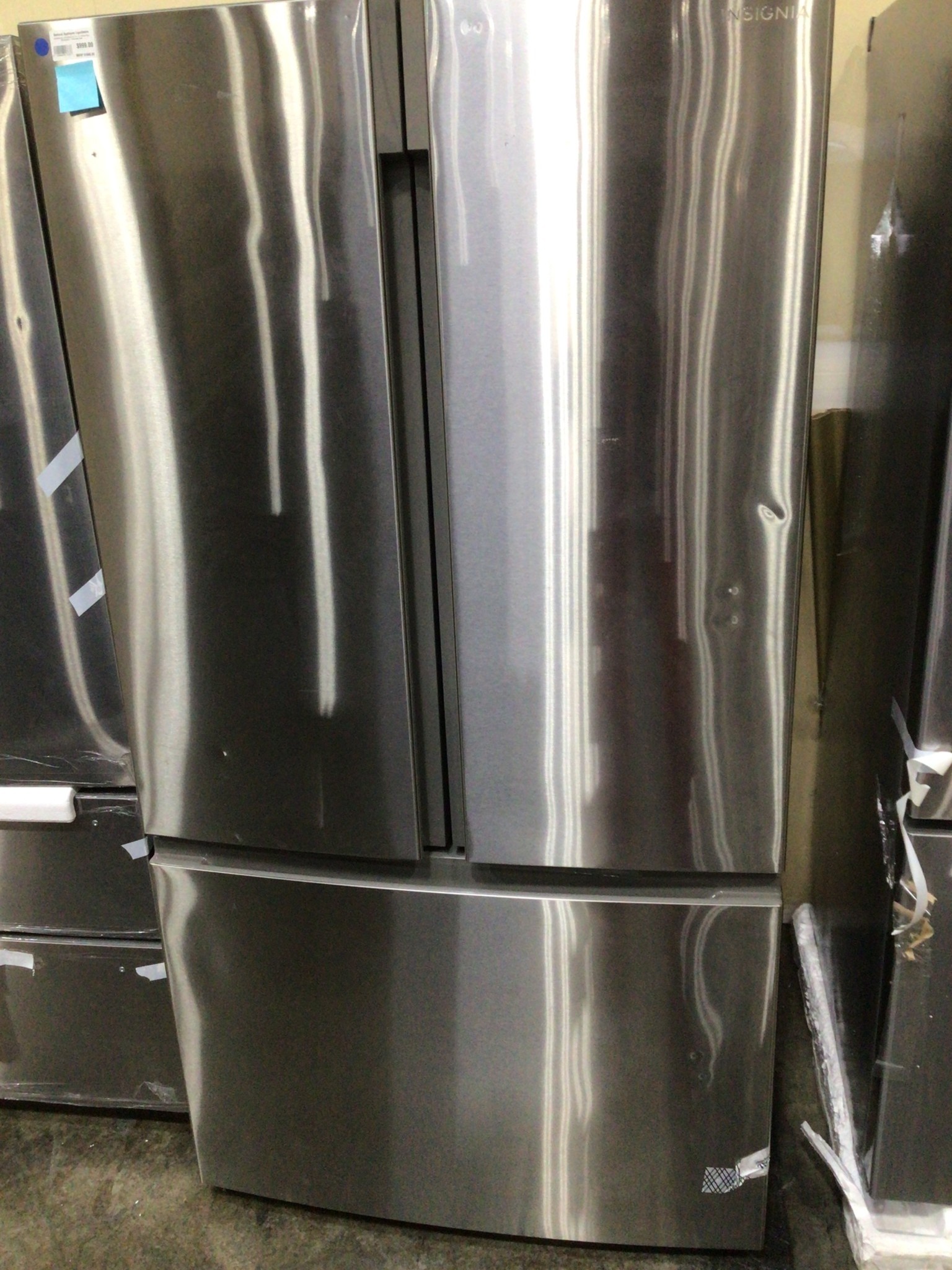 Insignia INSIGNIA NSRFD26SS9 26.6 Cu. Ft. French Door Refrigerator