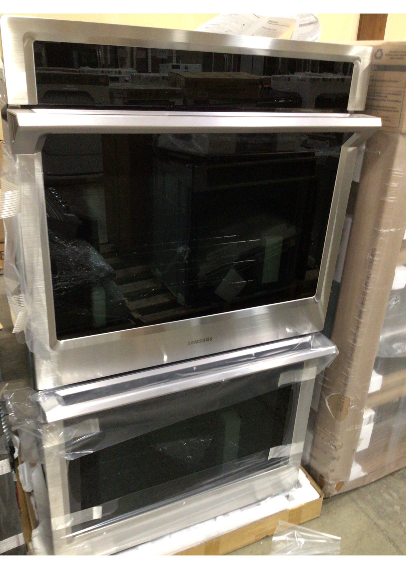 Samsung SAMSUNG NV51K6650DS 30" Smart Double Wall Oven with Steam Cook in Stainless Steel