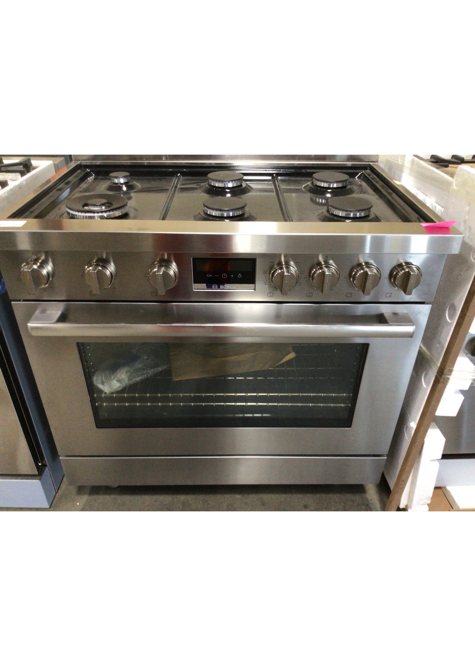 BOSCH Bosch HDS8655U 800 Series 3.7 cu. ft. Freestanding Dual Fuel Convection Range with 6 Dual Flame Ring Burners - Stainless steel