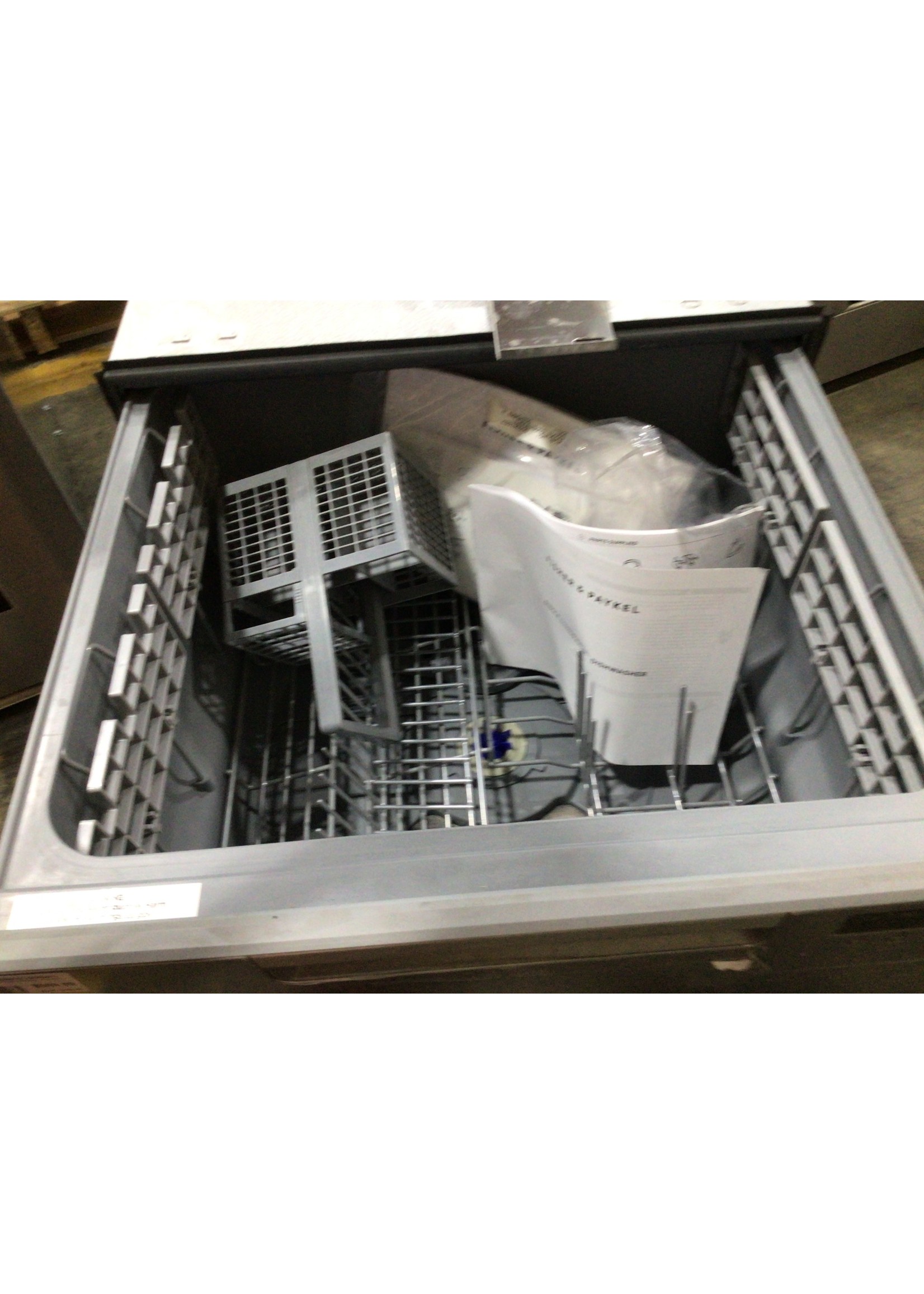 FISHER & PAYKEL FISHER & PAYKEL Single DishDrawer™ Dishwasher