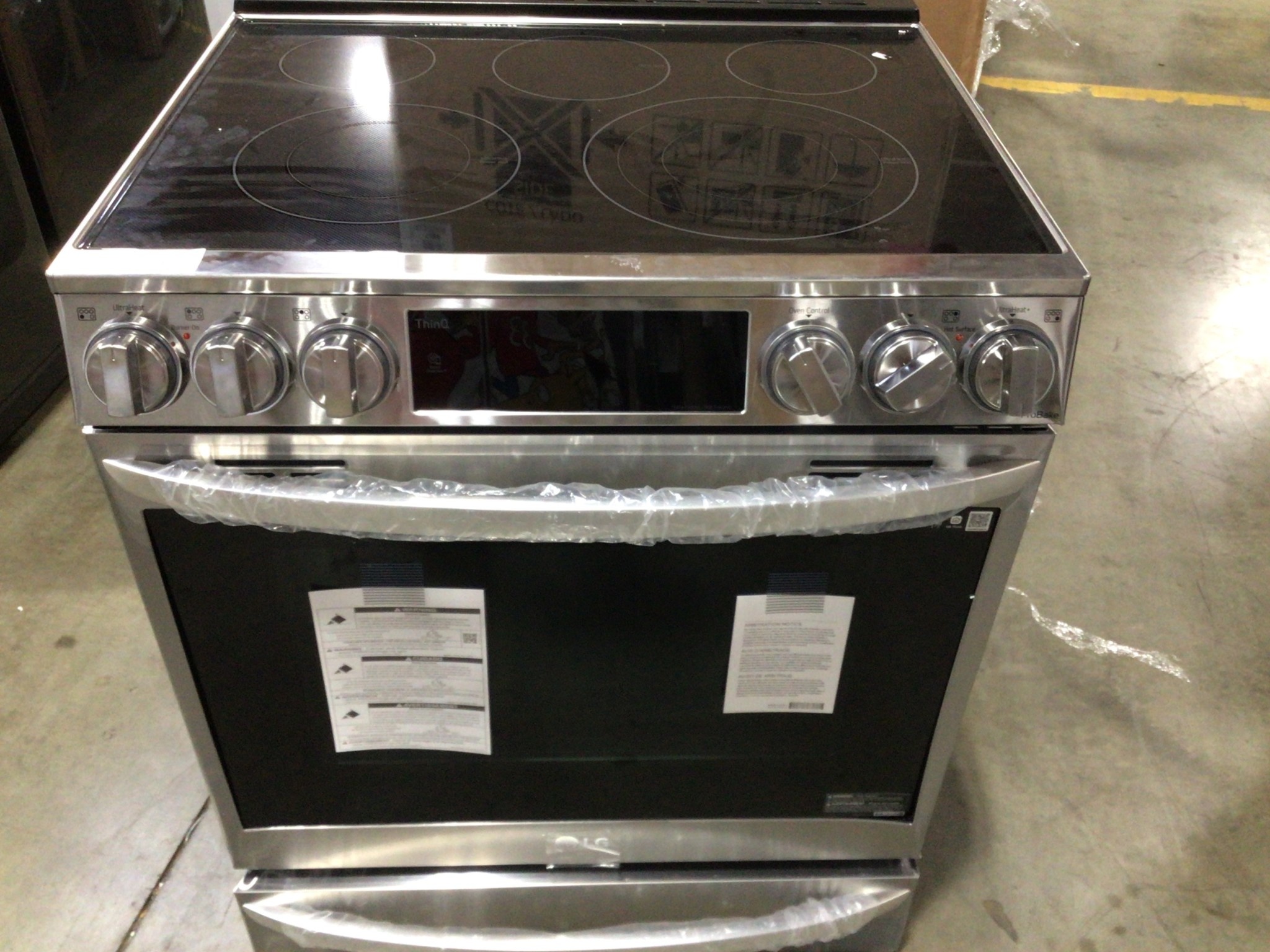 LG LG LSEL6337F 6.3 cu. ft. SlideIn ELECTRIC Range with Air Fry and