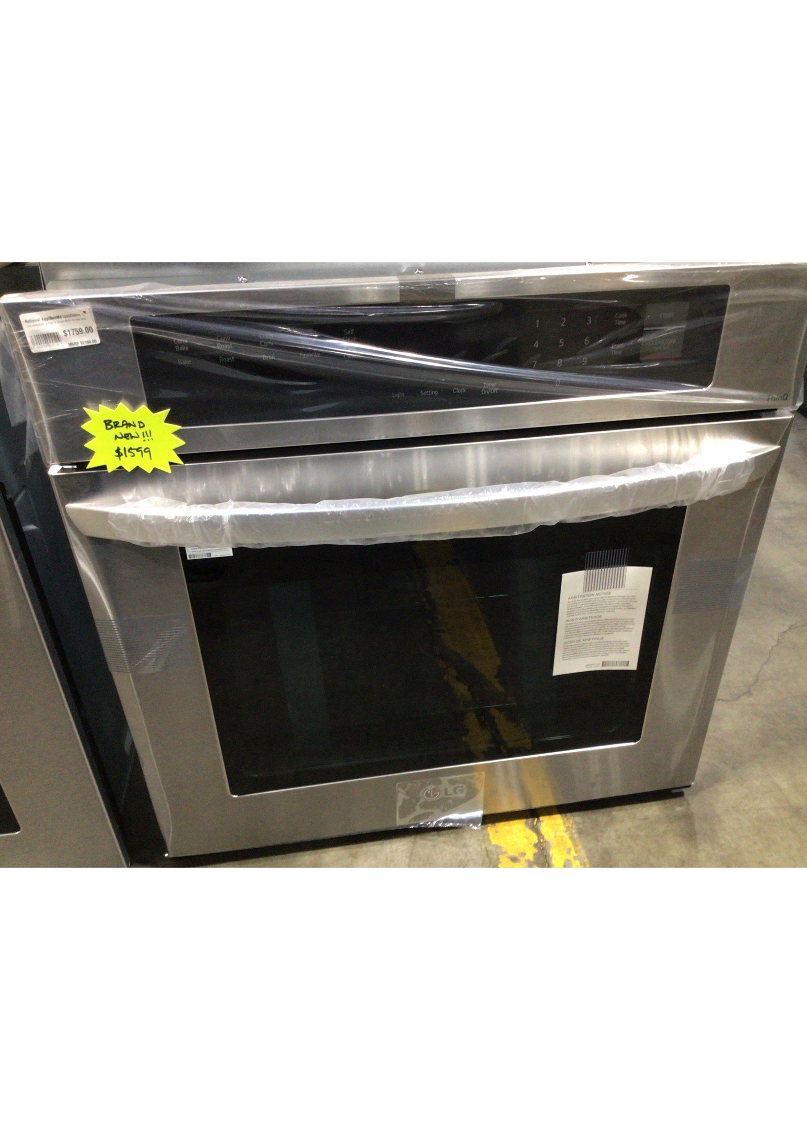 LG LG LWS3063ST 4.7 cu. ft. Single Built-In Wall Oven