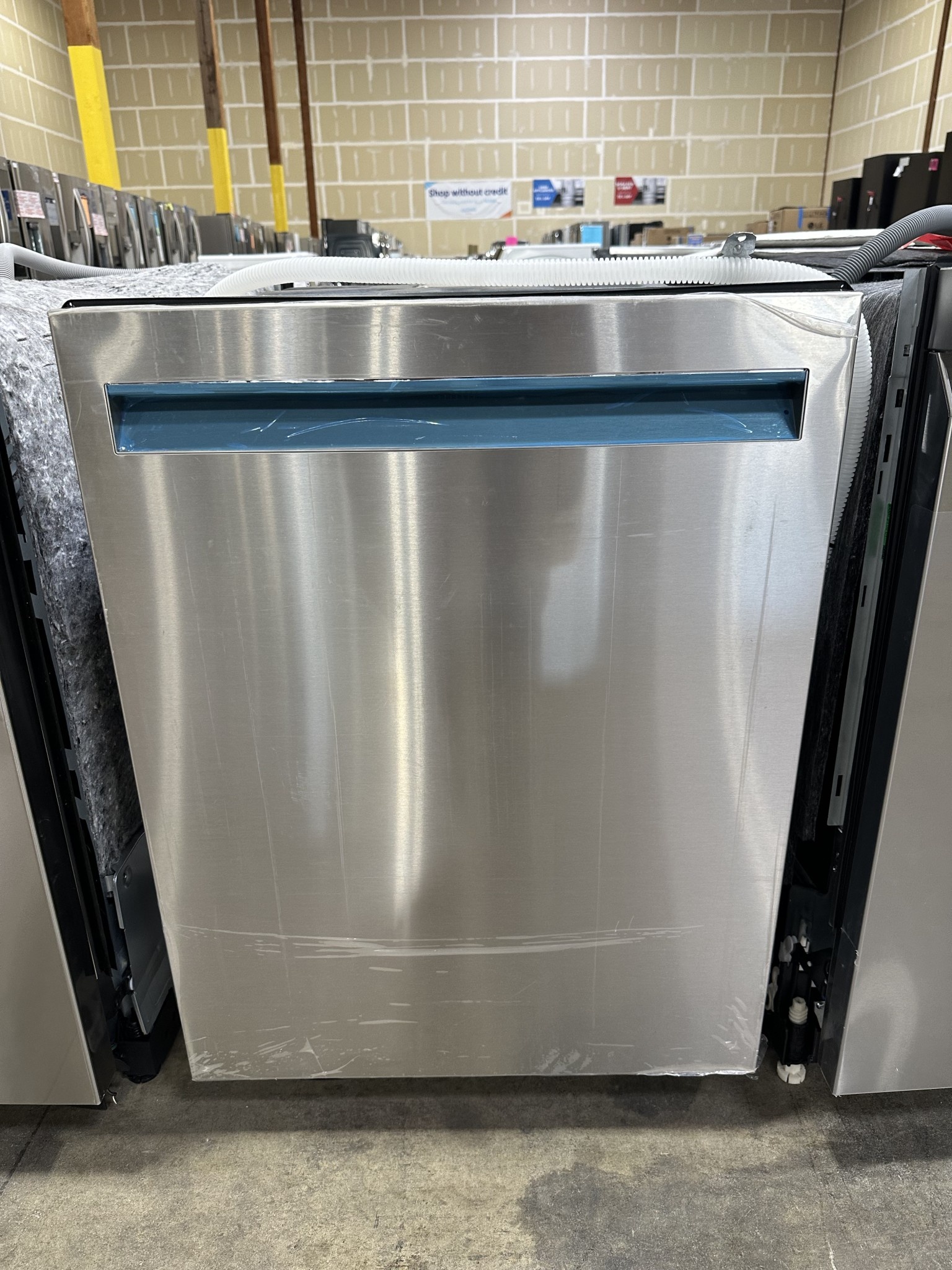 JENNAIR JENNAIR JDPSG244LS 24 Inch BuiltIn Fully Integrated Dishwasher with 13 Place Setting