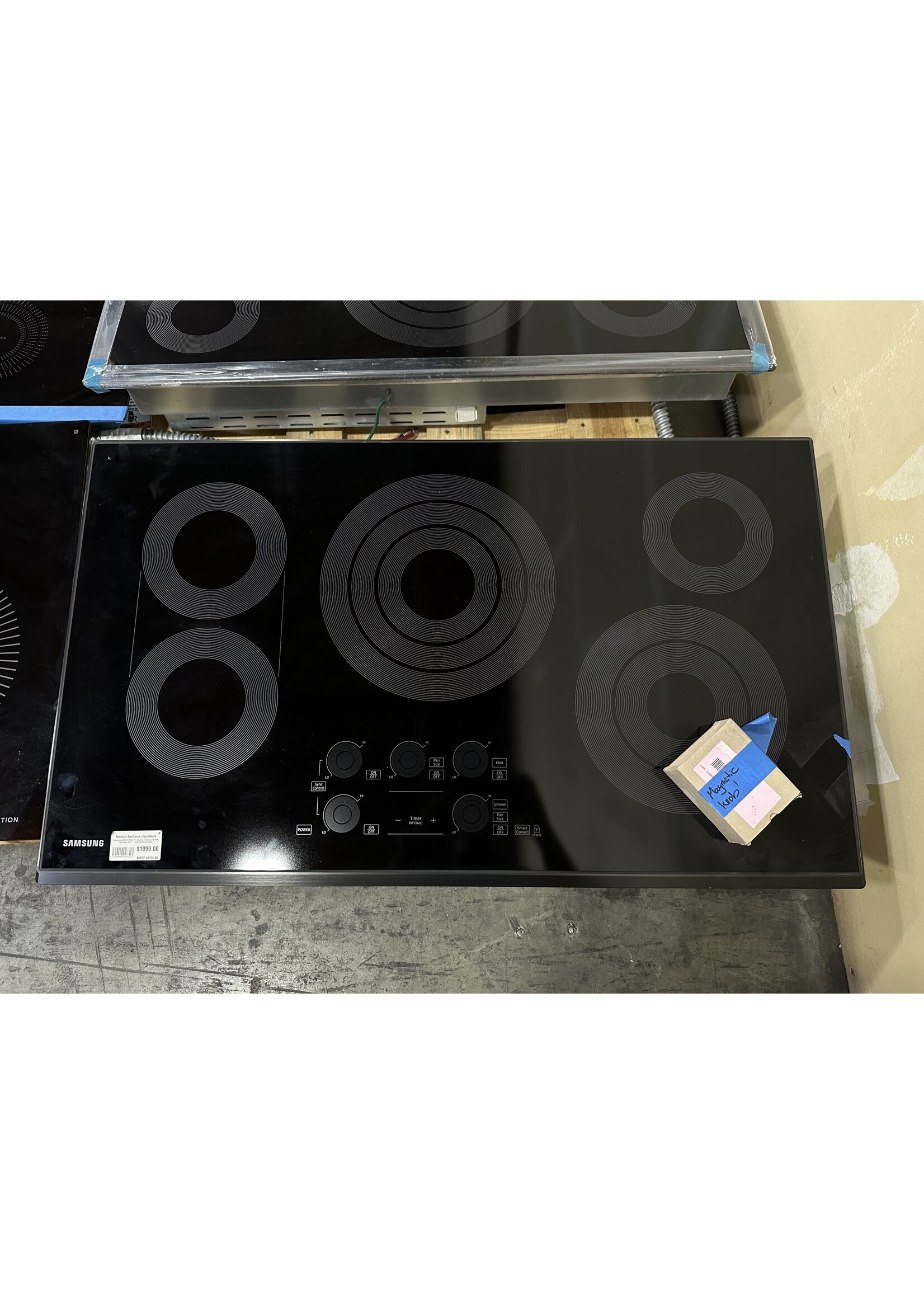 Samsung Samsung NZ36K7570RG 36" Electric Cooktop with WiFi and Rapid