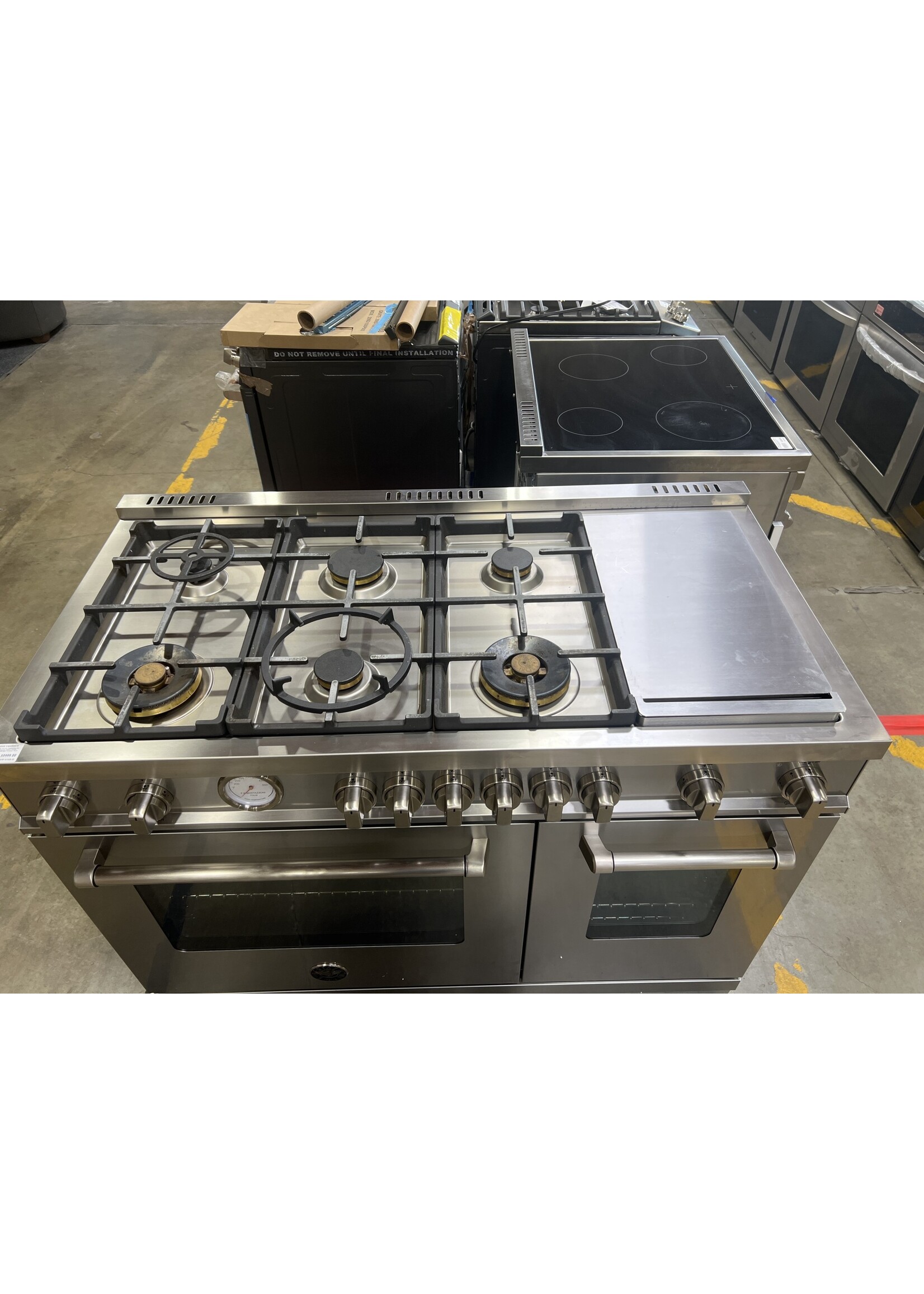 BERTAZZONI BERTAZZONI MAST486GGASXT 48 Inch Freestanding Gas Range Range with 6 Brass Burners, Electric Griddle, Convection Oven, Temperature Gauge, Telescopic Racks and Soft-close doors