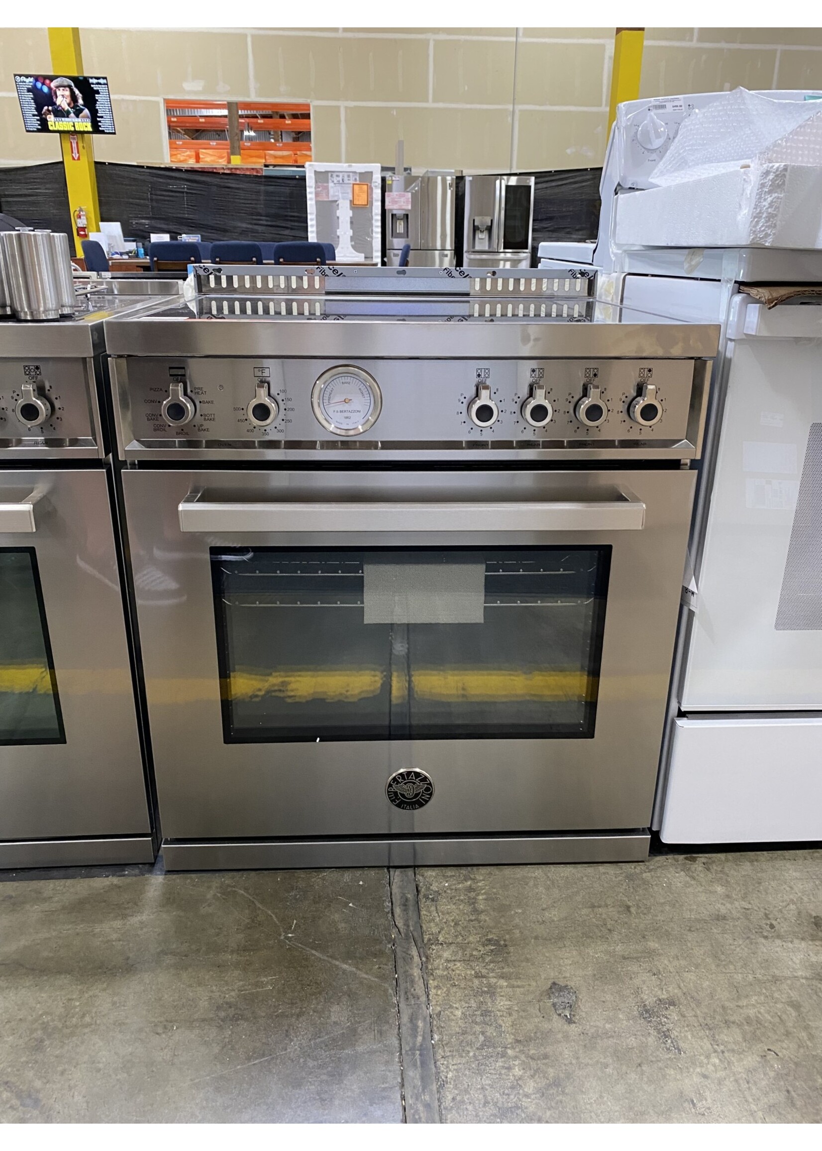 BERTAZZONI BERTAZZONI PROF304INMXE 30 inch Induction Range, 4 Heating Zones, Electric Oven STAINLESS