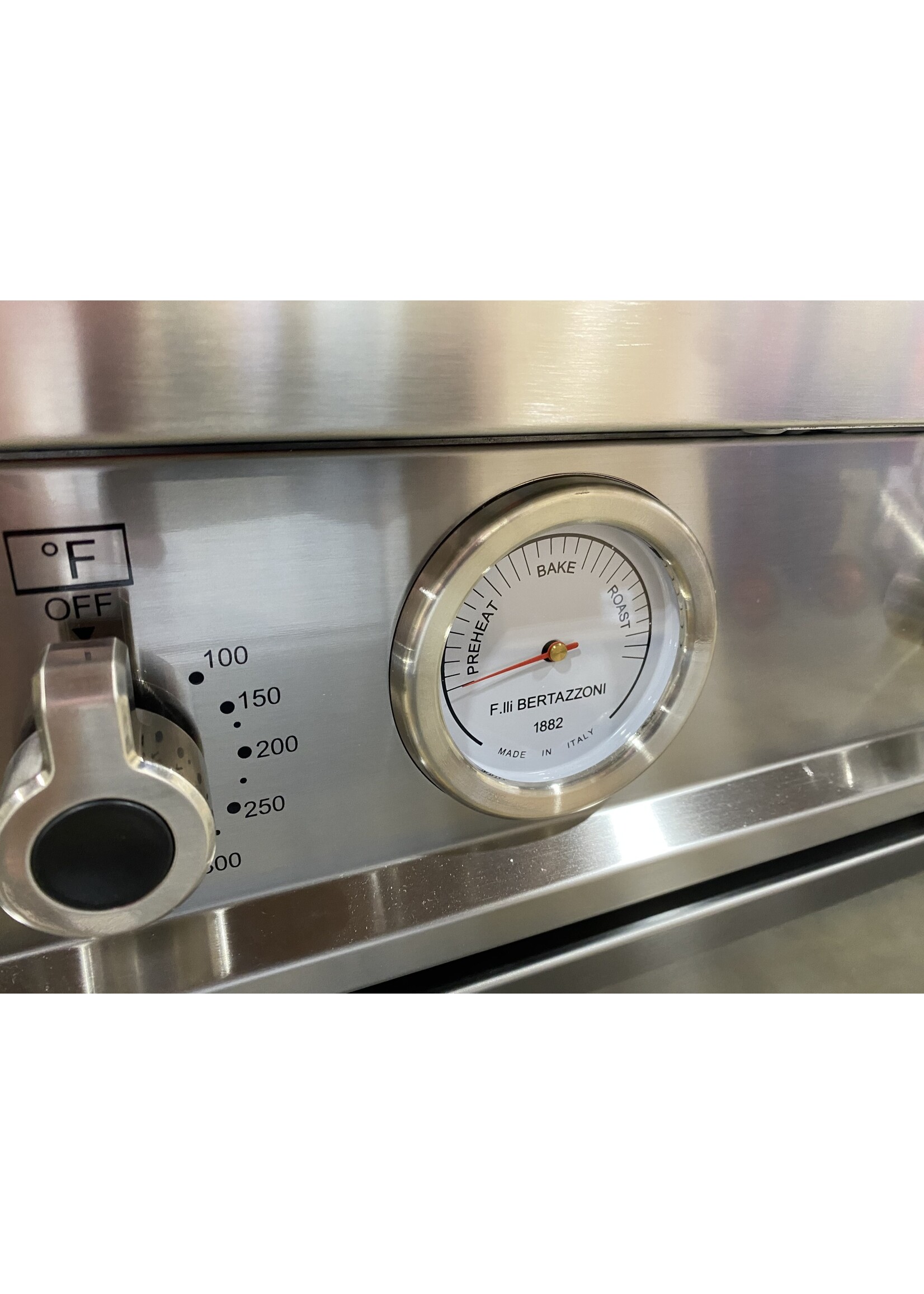 BERTAZZONI BERTAZZONI PROF304INMXE 30 inch Induction Range, 4 Heating Zones, Electric Oven STAINLESS