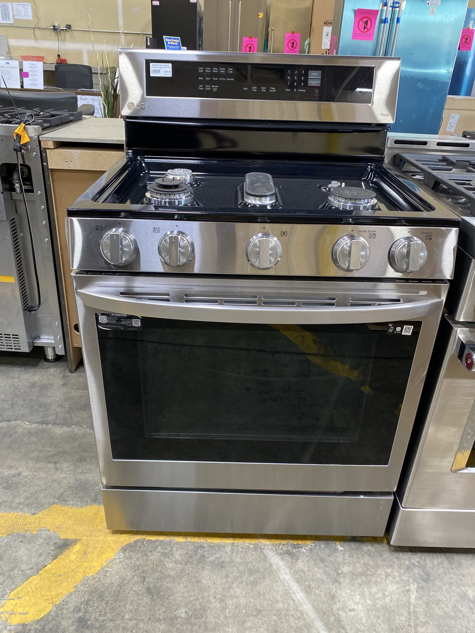 LG LG LRGL5825F 5.8 Cu. Ft. Smart Freestanding Gas True Convection