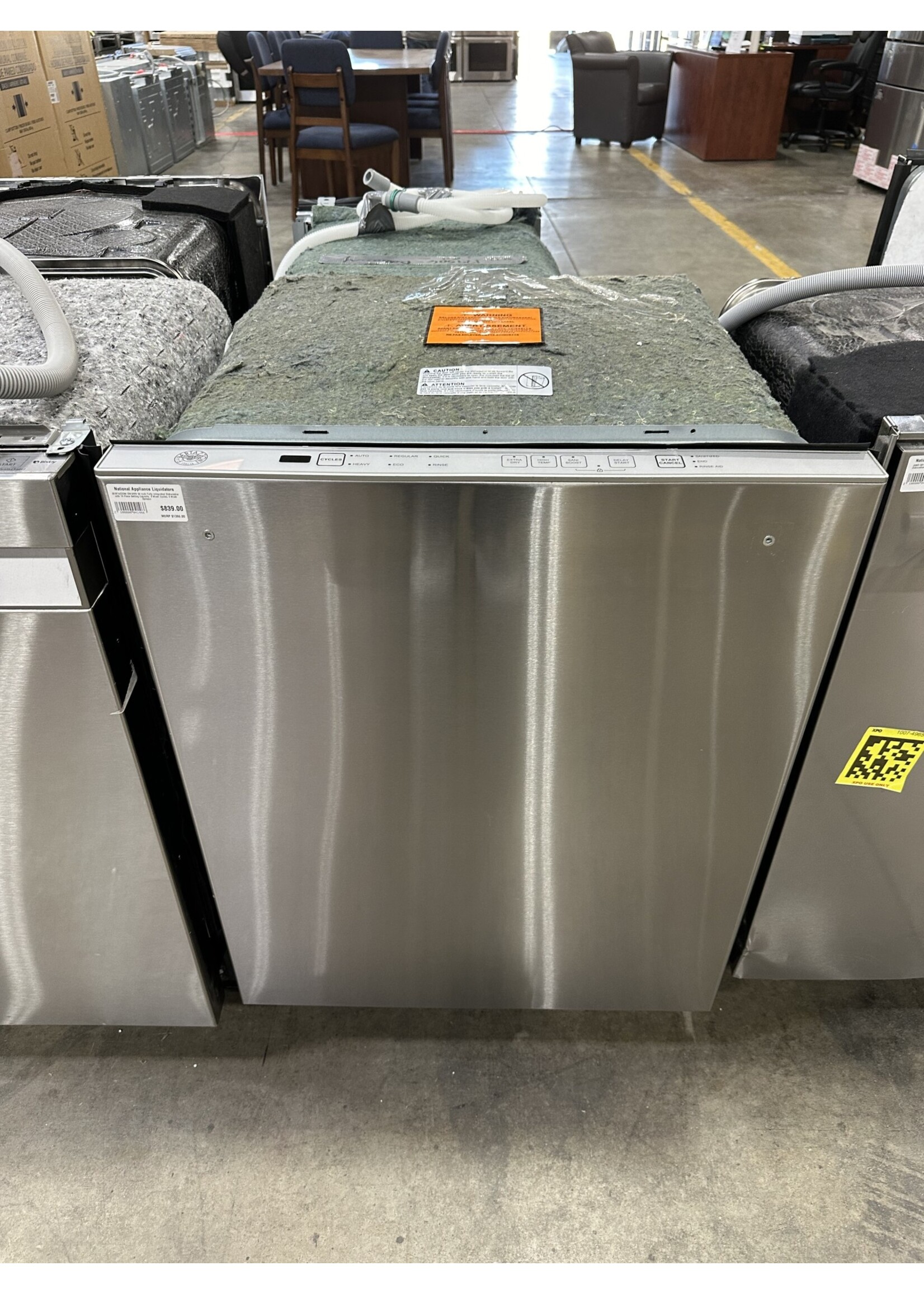 BERTAZZONI BERTAZZONI DW24XV 24 Inch Fully Integrated Dishwasher with 14 Place Setting Capacity, 6 Wash Cycles, 4 Wash Options