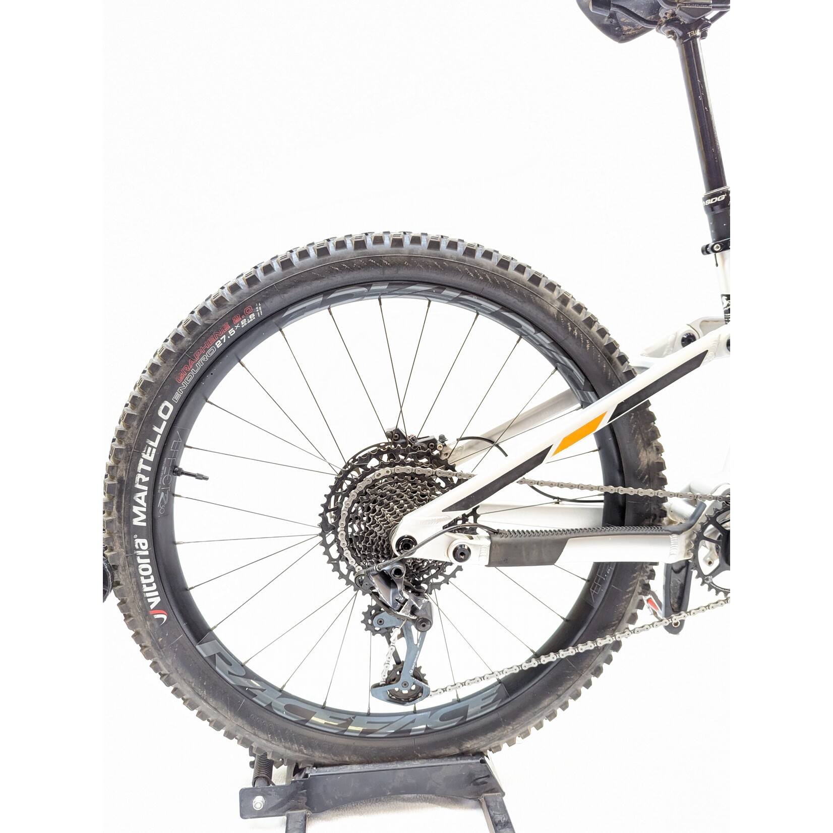Patrol Alloy VBH Custom NX Raw Silver Medium Vail Bike Hub