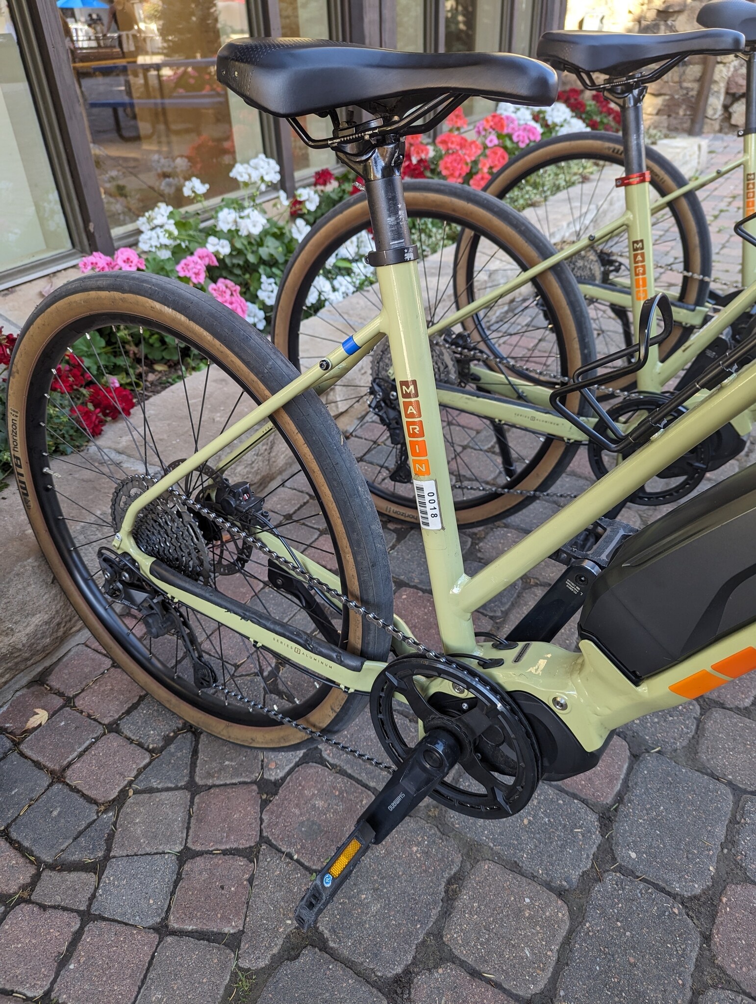 Sausalito E1 StepThru Tan Large Vail Bike Hub