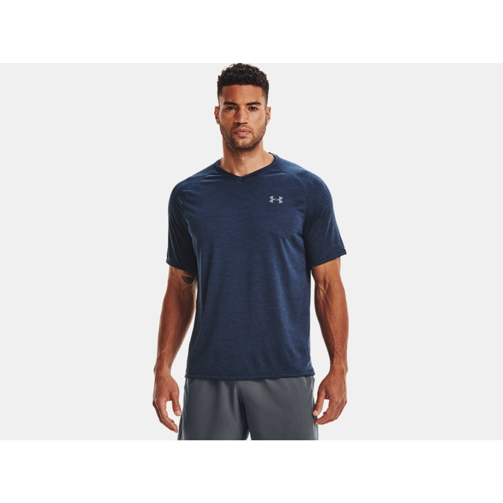 UNDER ARMOUR Men's UA Techâ„¢ V-Neck Short Sleeve - 2025
