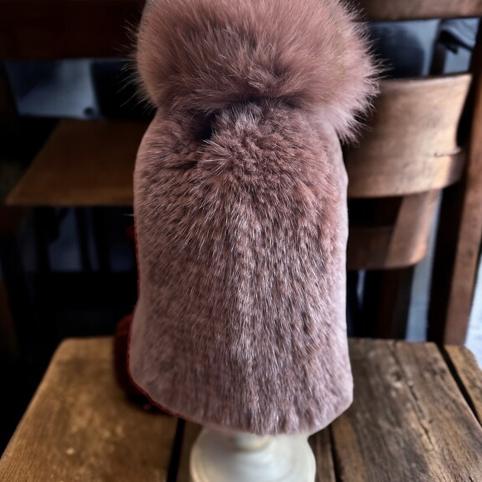 Après Babe Knitted Mink Beanie w/Fox Pom-Pom