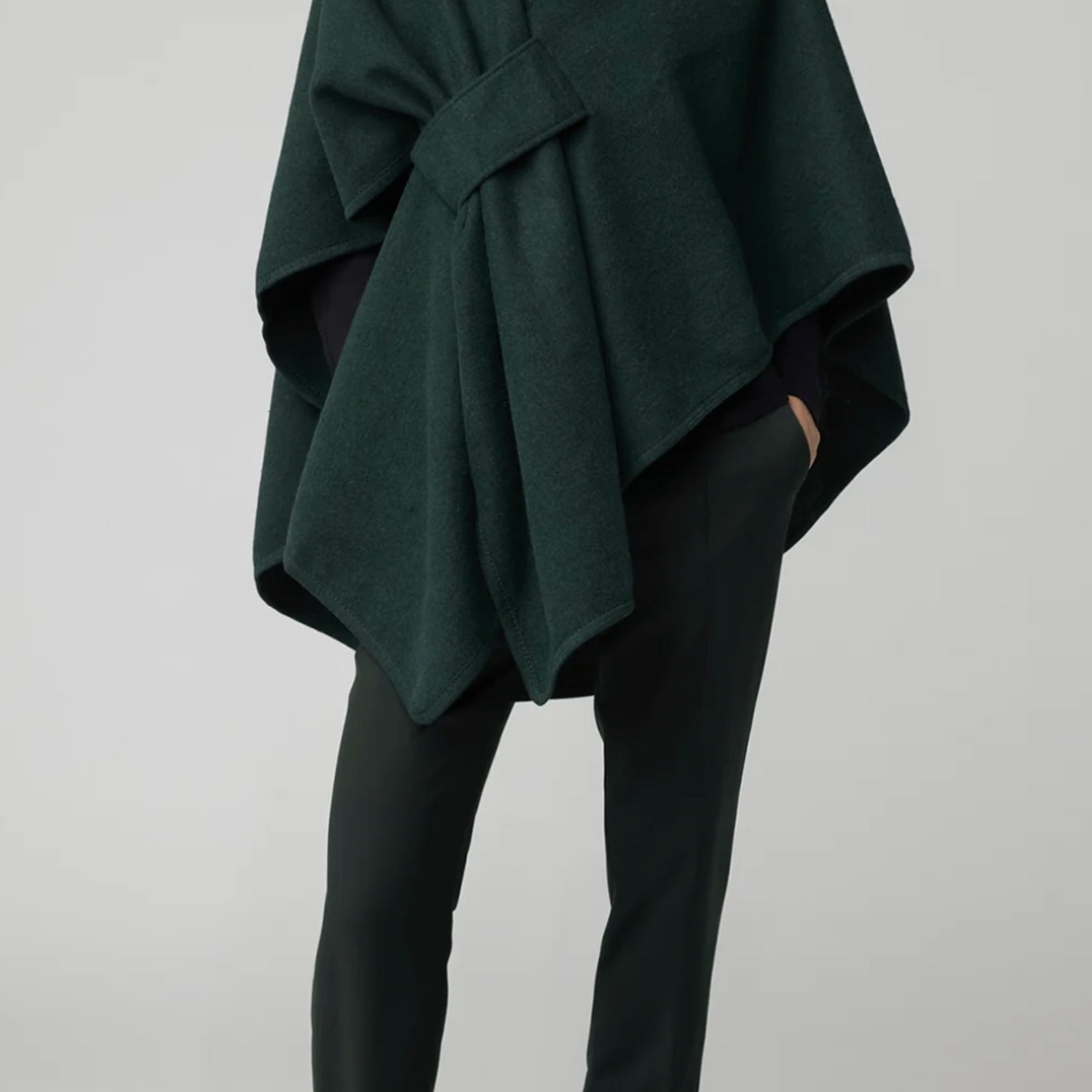 SOIA & KYO Knitted Wrap With Loop