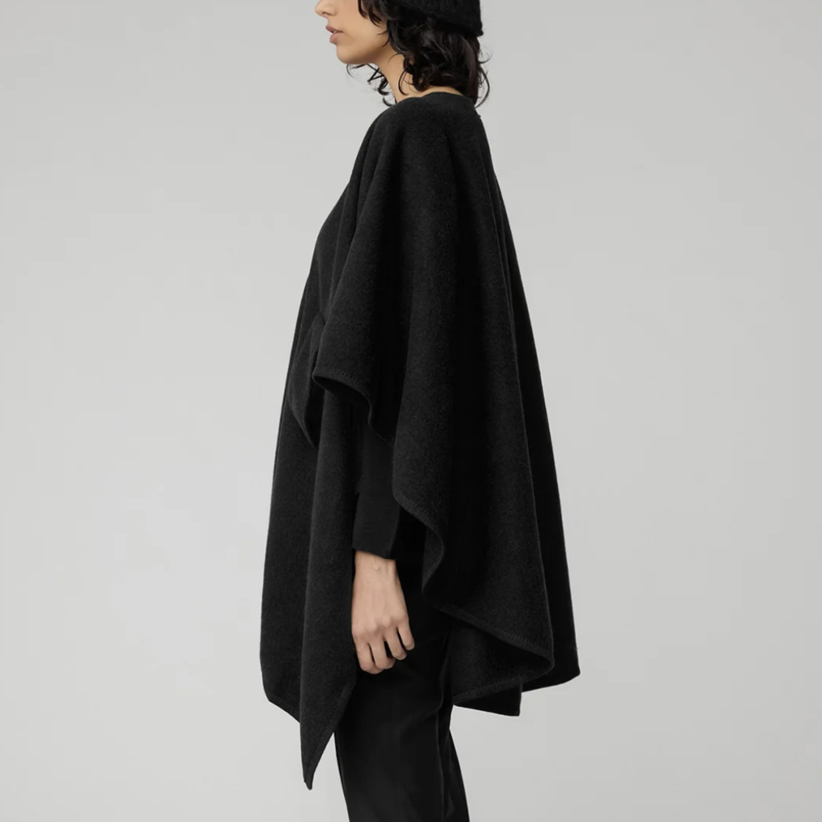 SOIA & KYO Knitted Wrap With Loop