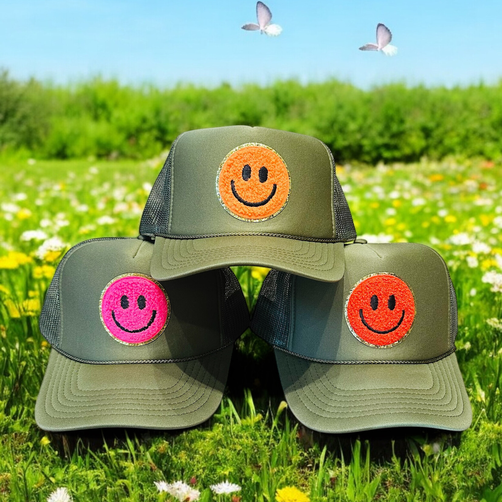Après Babe Olive Green Smiley Face Trucker Hat