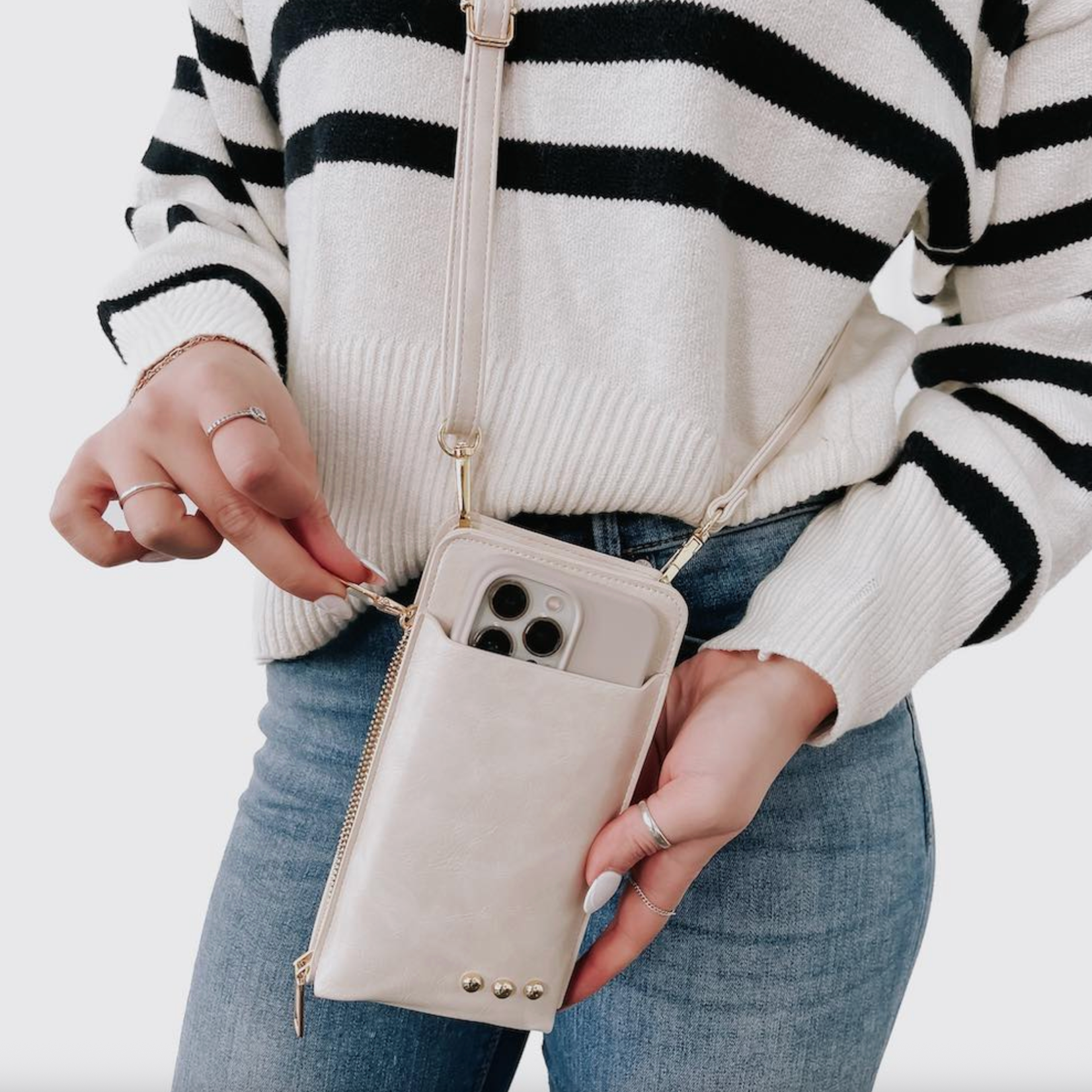 Pretty Simple Smooth Front Crossbody Phone & Wallet Bag