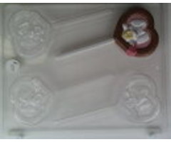 Easter bunny in Heart Shaped Mold by Concepts in Candy EO37