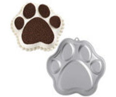 Paw Print Cake Pan