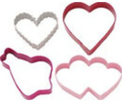 Hearts 4 piece Colored Cookie Cutter Set by Wilton