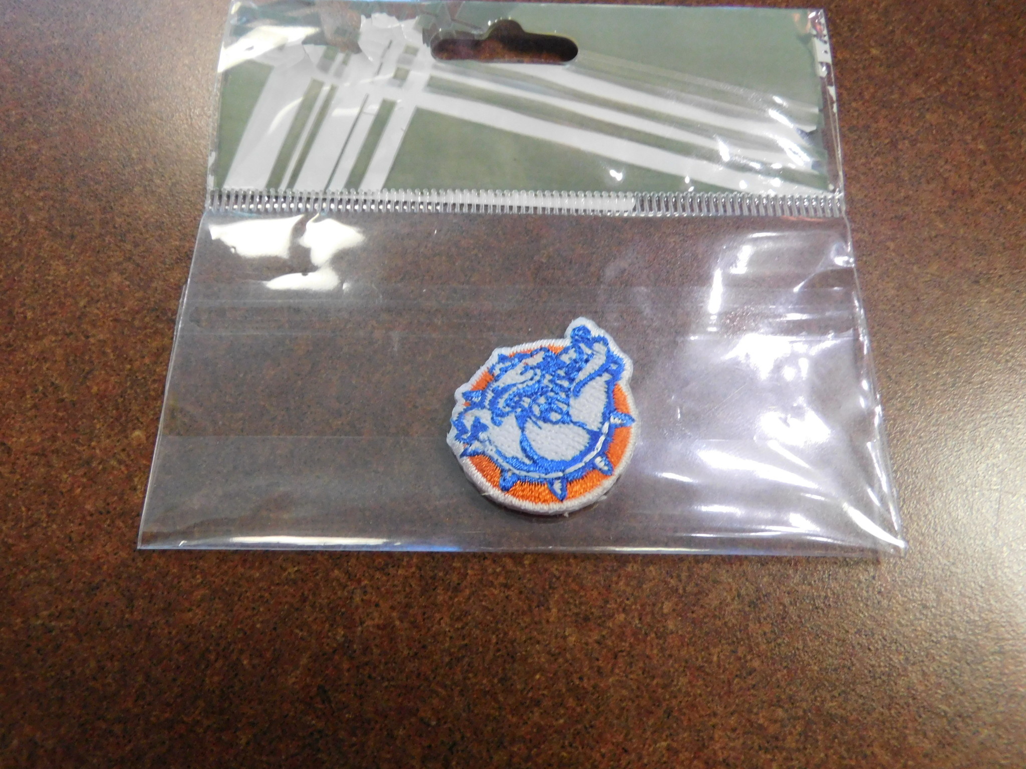 Neil Patch Emblem Embroidered Bulldog 1",",",02 Gift Merchandise"