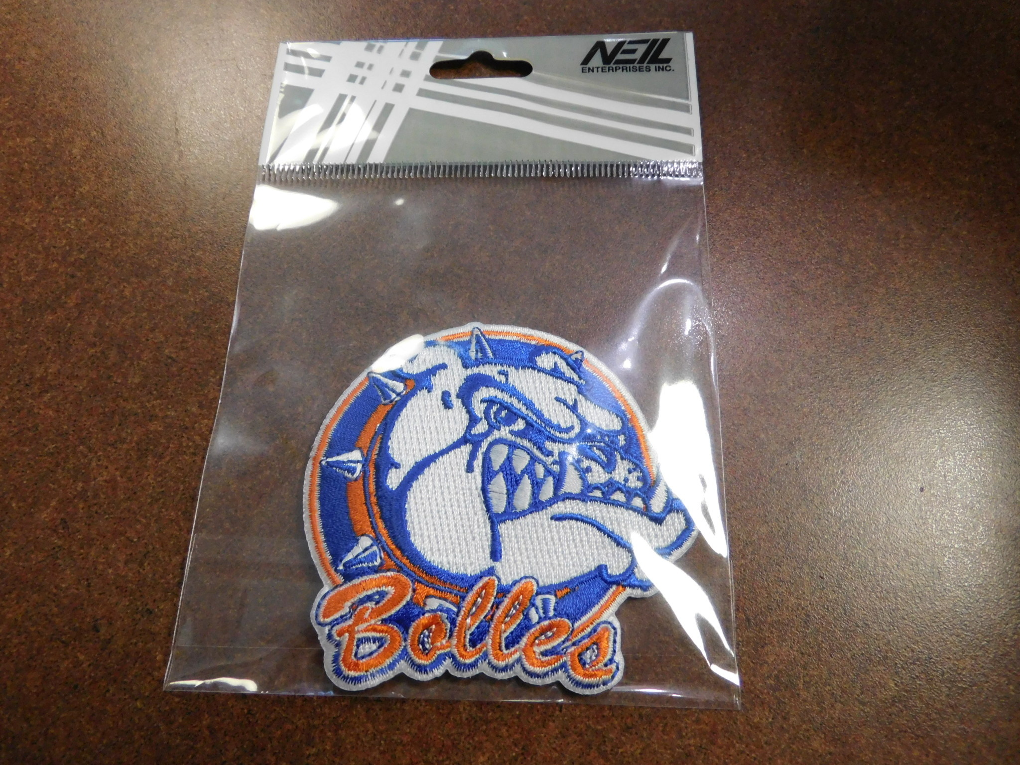 Neil Patch Emblem Embroidered Bulldog 3",",",02 Gift Merchandise"