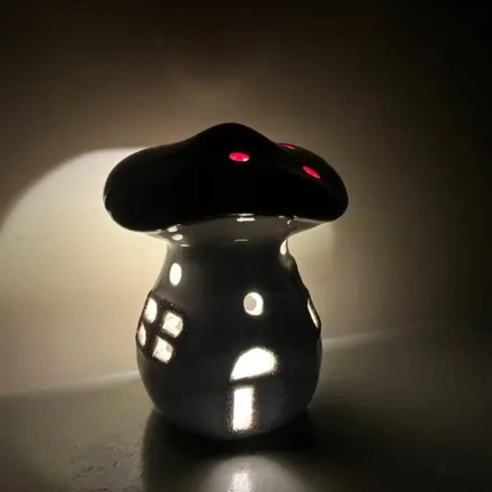 Streamline Mushroom Luminary