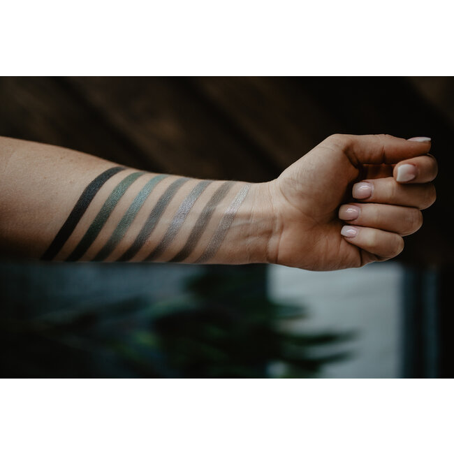 Silver Lining — Luminous Eyeshadow (Loose)