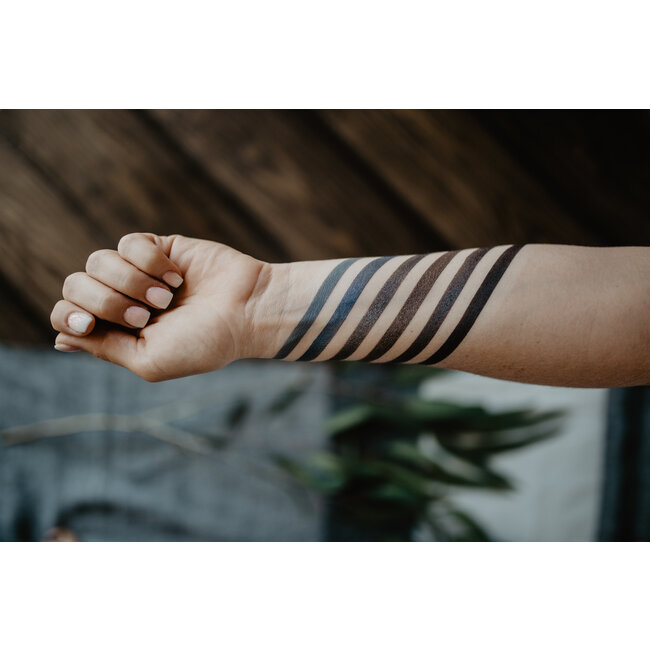 Black Velvet — Velvet Matte Eyeshadow (Loose)