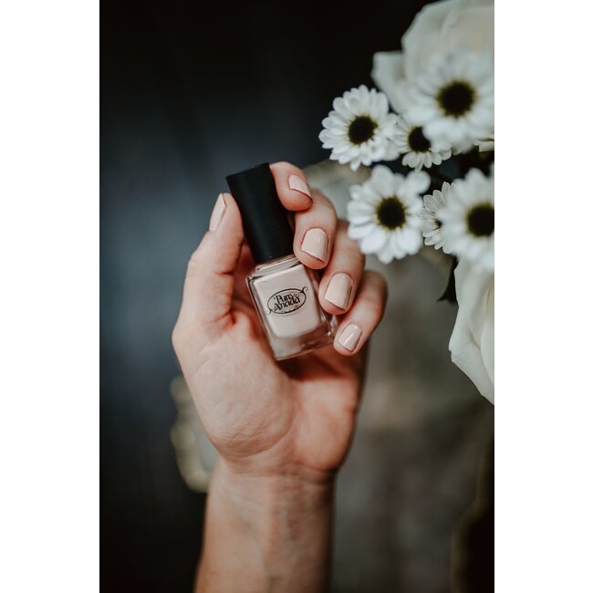 Pure Anada Diminuendo Nail Polish