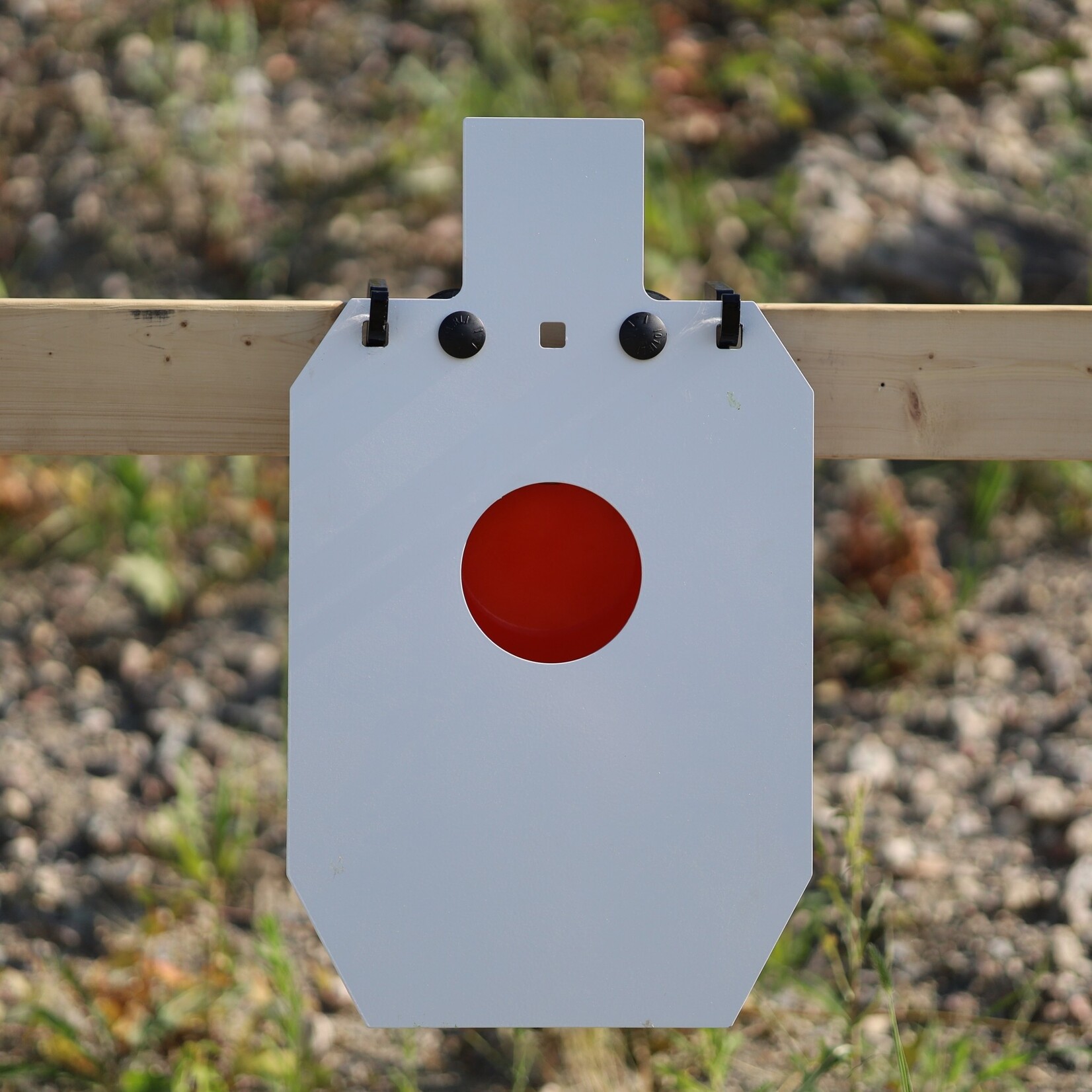 ENGAGE PRECISION ENGAGE PRECISION AR500 STEEL RIFLE REACTIVE CENTER MASS TARGET, 3/8”, 2/3 SIZE IPSC W/ 4” CENTER, WHITE/ORANGE
