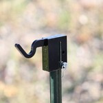 ENGAGE PRECISION ENGAGE PRECISION AR500 STEEL MATCH GRADE T POST TOPPER HOOK, 3/8”, BLACK