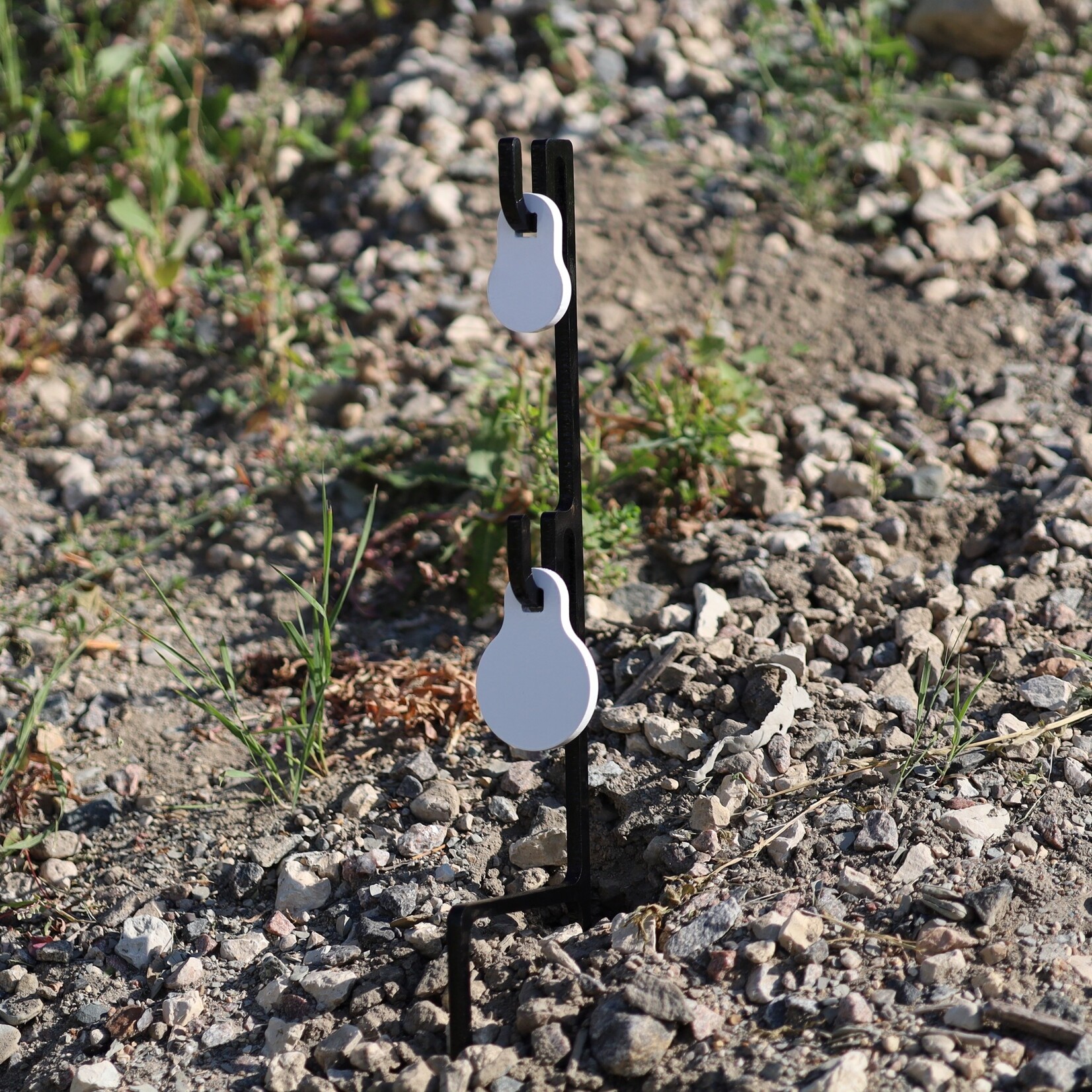 ENGAGE PRECISION ENGAGE PRECISION AR500 STEEL SHEPHERD HOOK TARGET STAND, 3/8”, 24” HEIGHT, W/ 2 HOOKS, BLACK