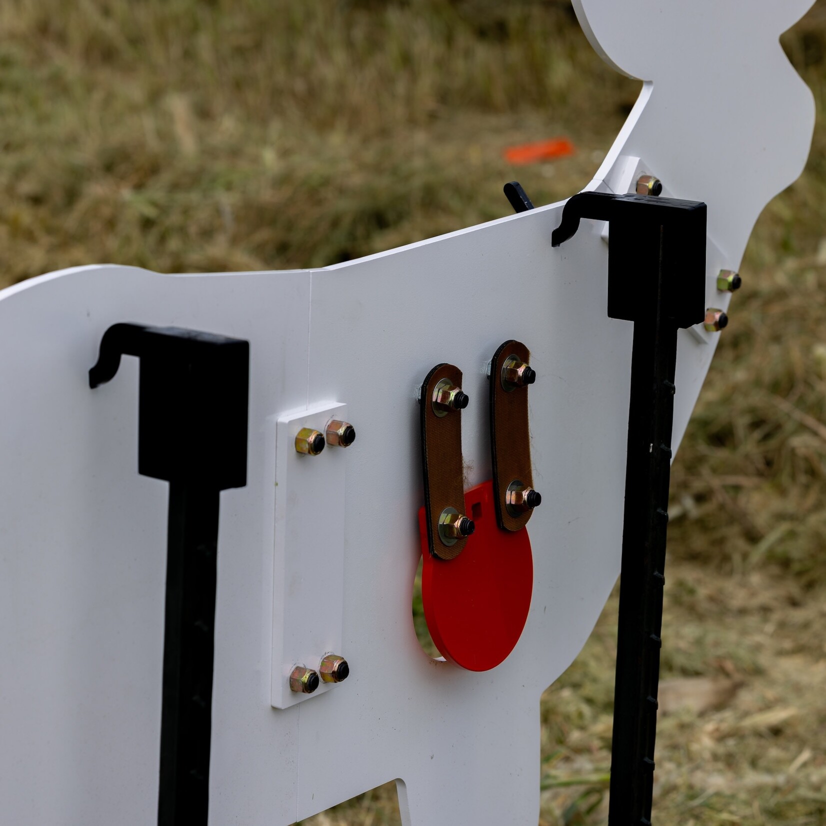 ENGAGE PRECISION ENGAGE PRECISION AR500 STEEL REACTIVE ETHICAL HUNTER BULLSEYE TARGET, 3/8", FULL SIZE DEER W/ 5" BULL, WHITE/ORANGE