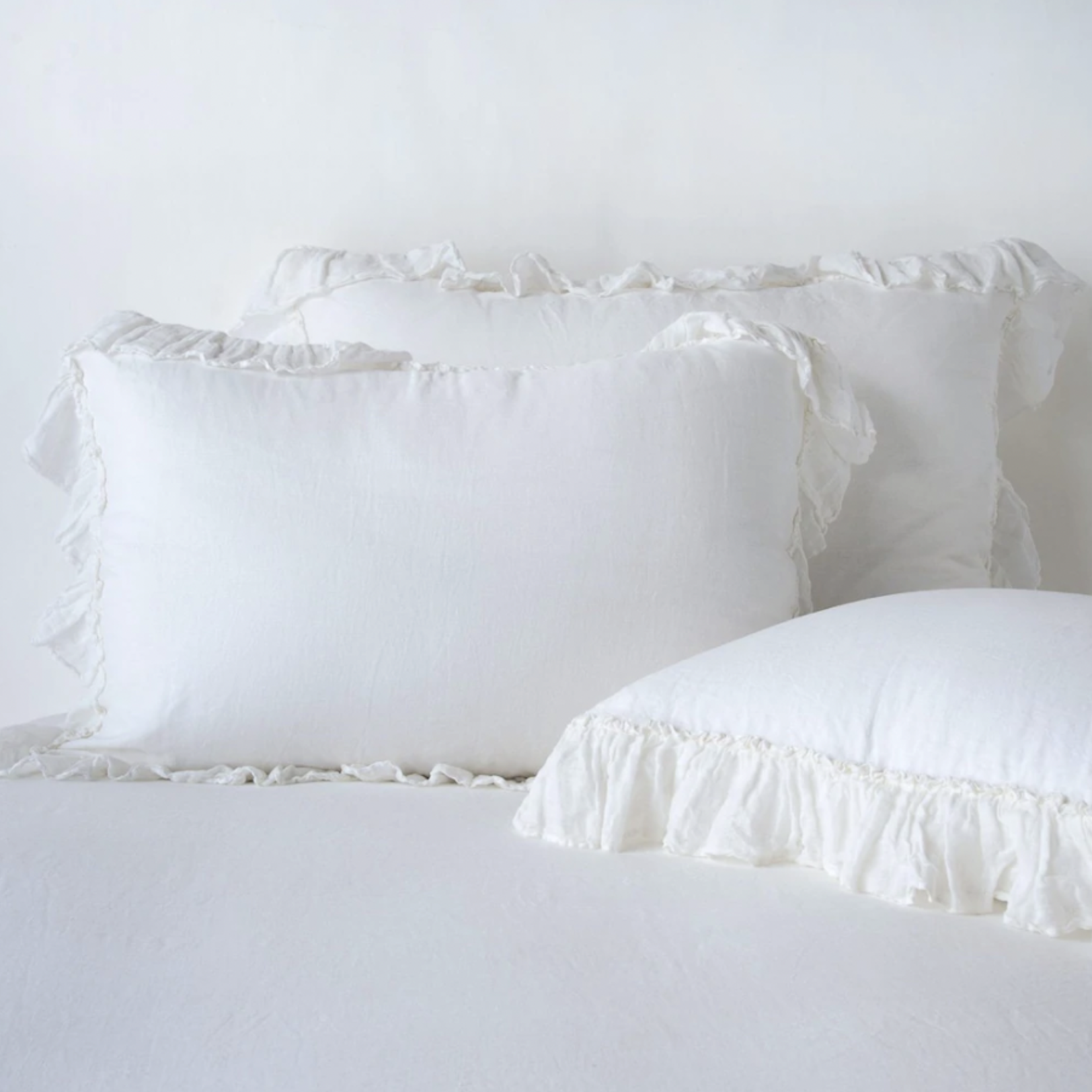 Bella Notte Linen Whisper Sham