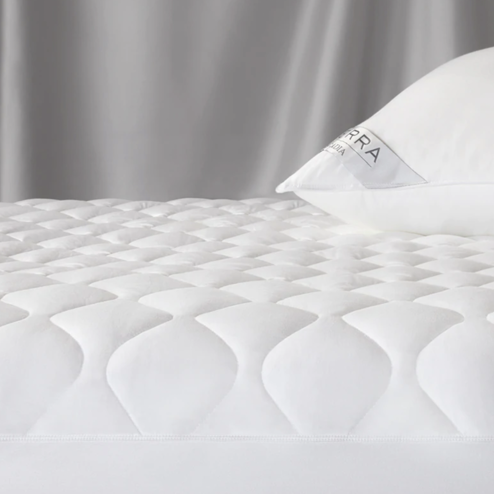 Sferra Arcadia Mattress Pad